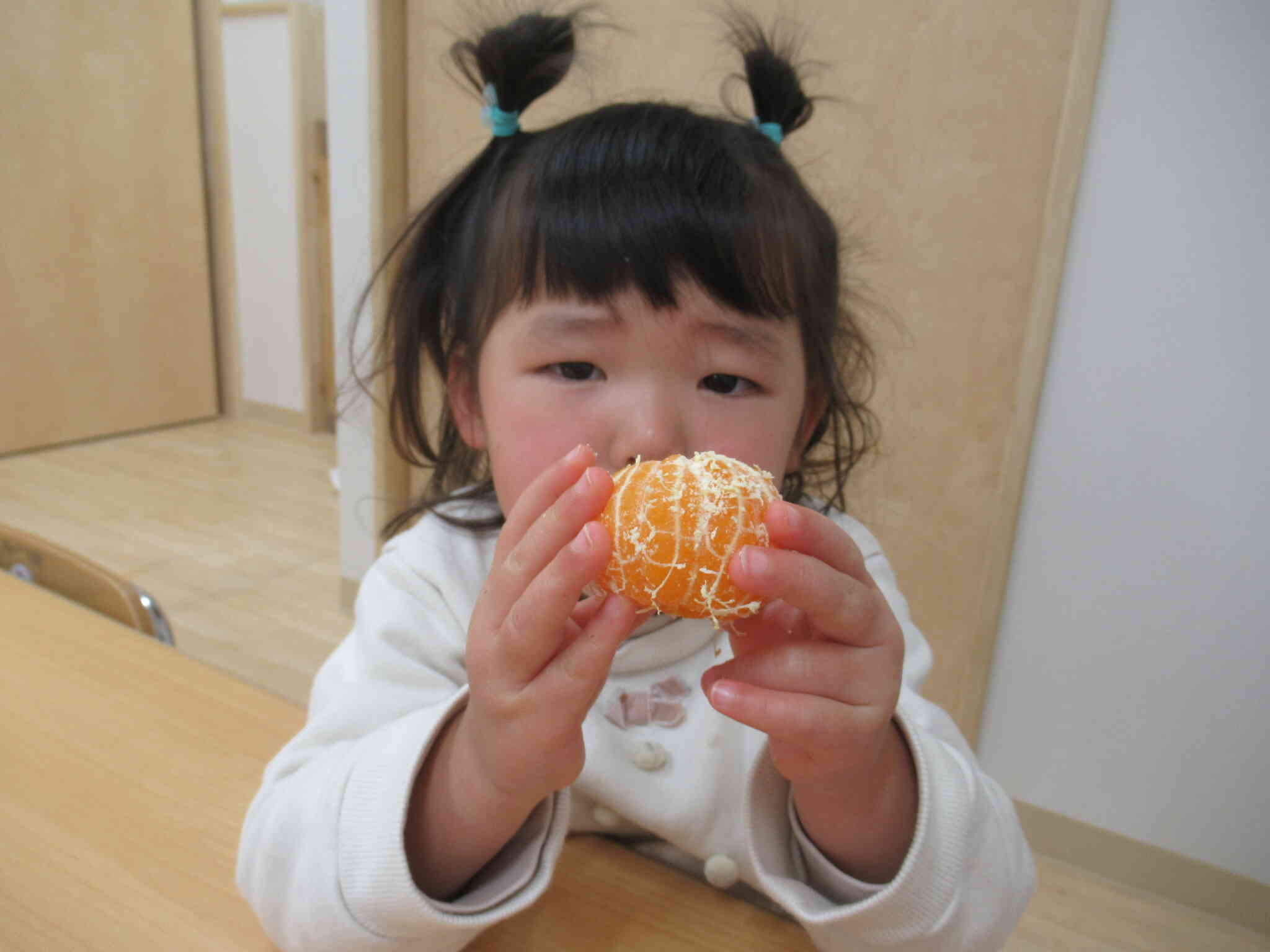 見て―、上手にむけたでしょ♪