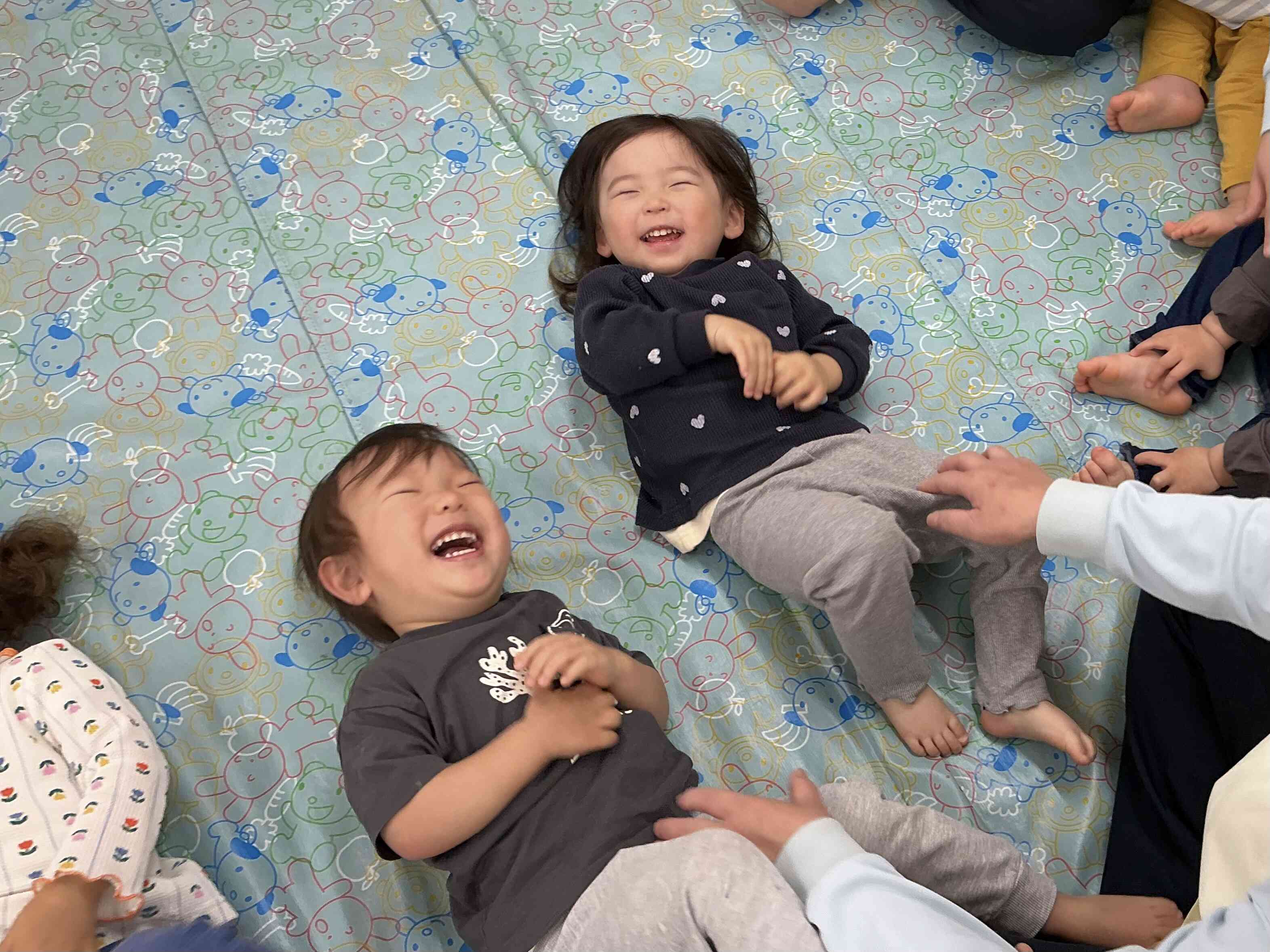 キャハハハ〜！！楽しいなぁ☆