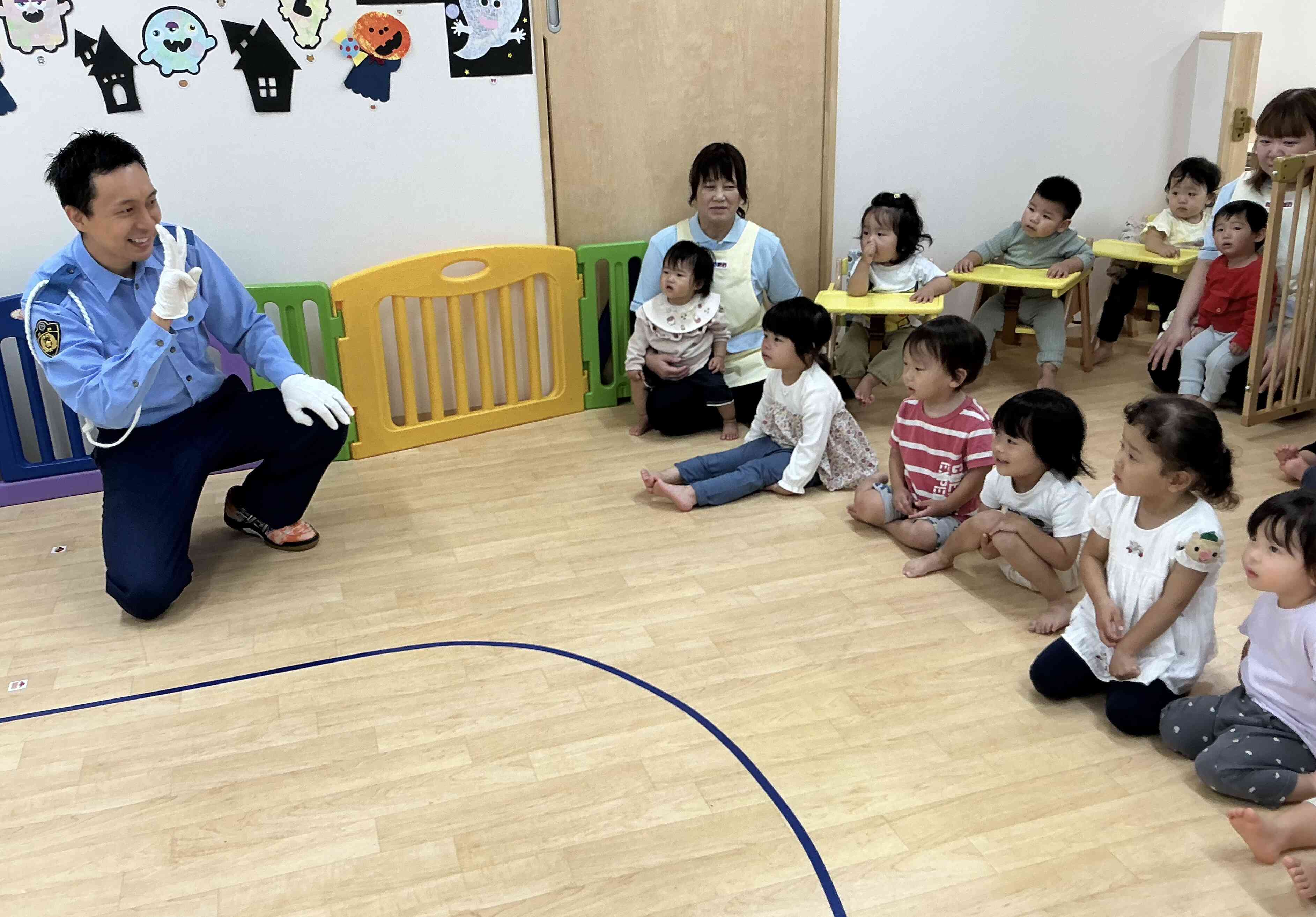 信号機の色は3つだよ！