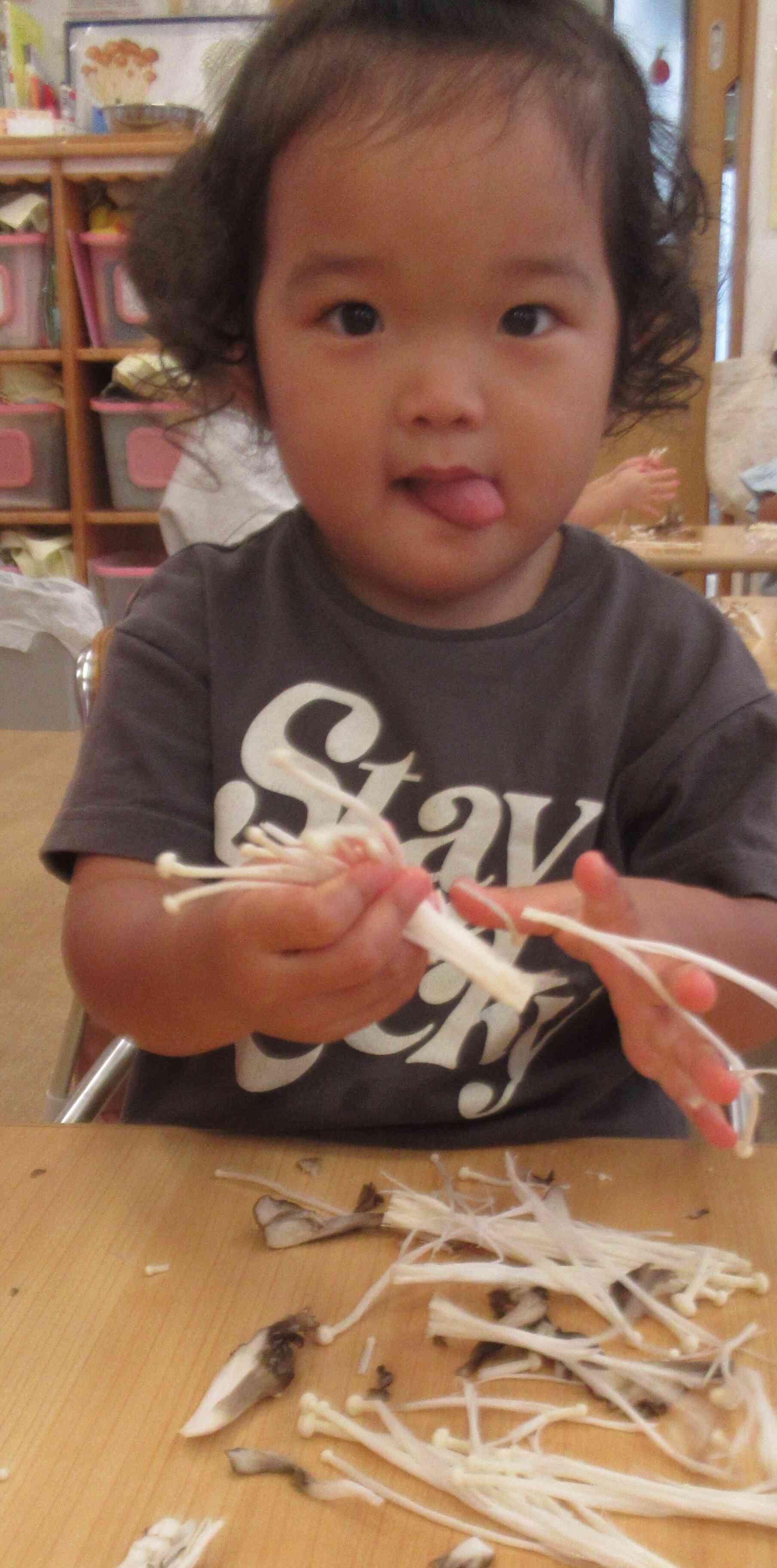 旬のきのこを触ろう