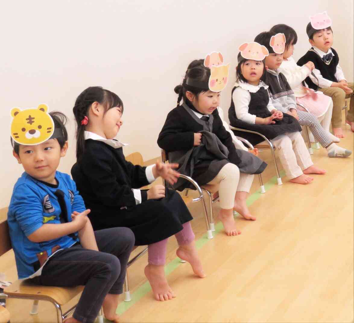 子どもたちは、好きな動物になりきっています☆