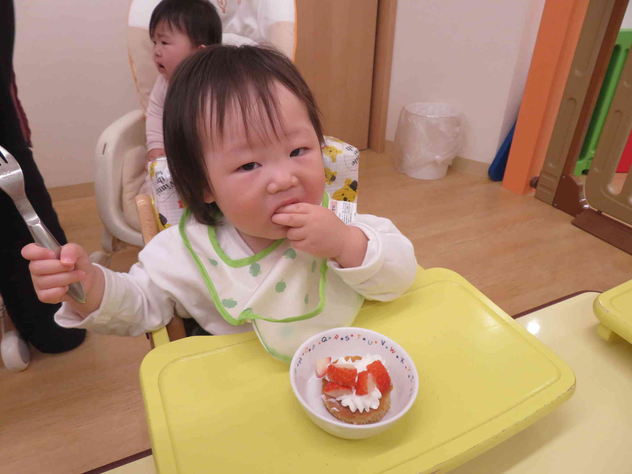 いちごをパクリ⭐︎