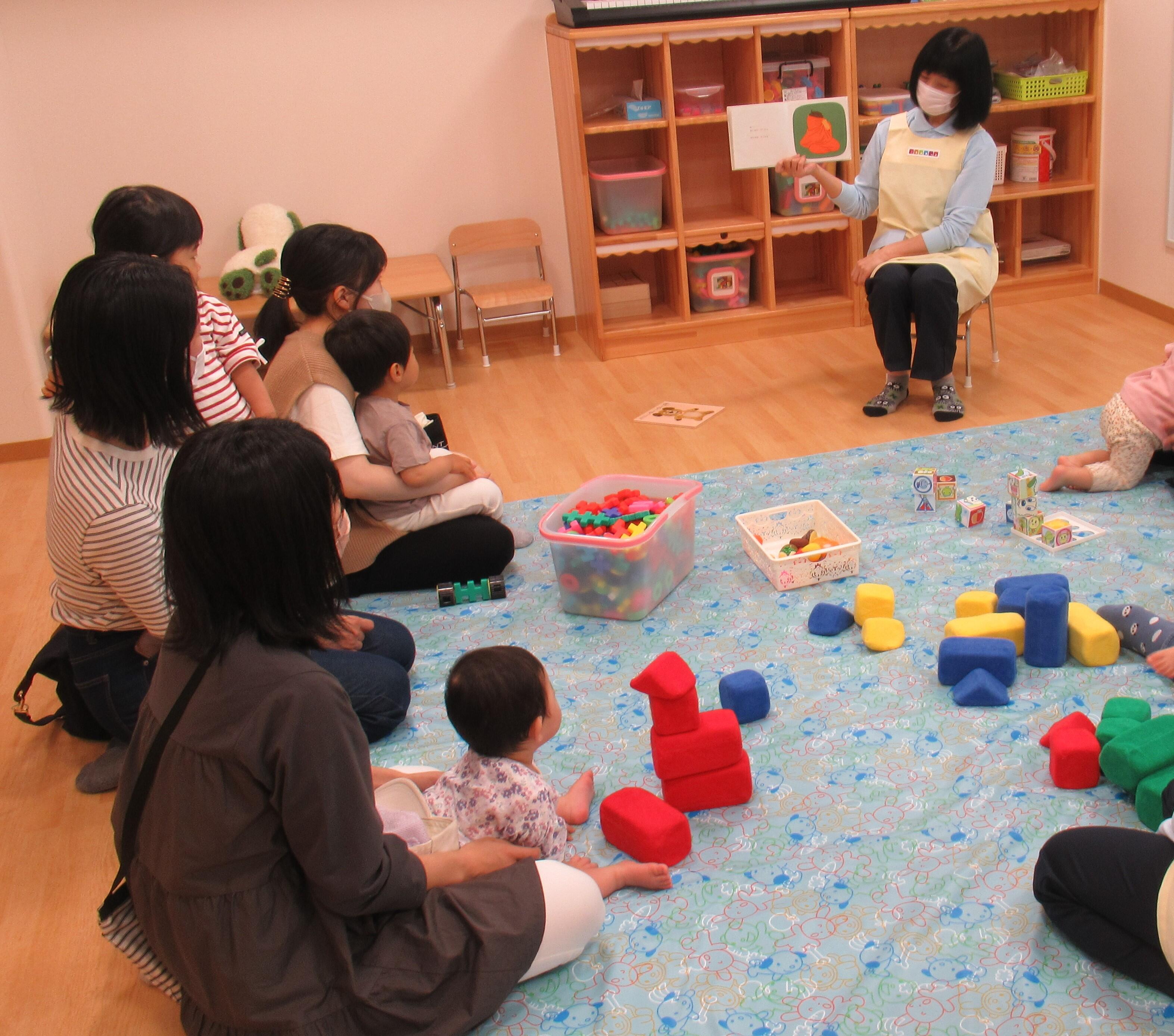 子育て相談、読み聞かせ