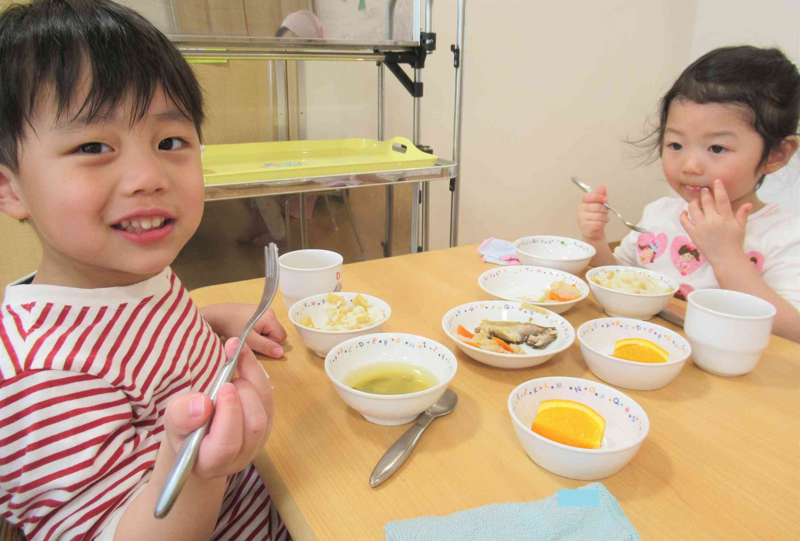 今日の給食は…