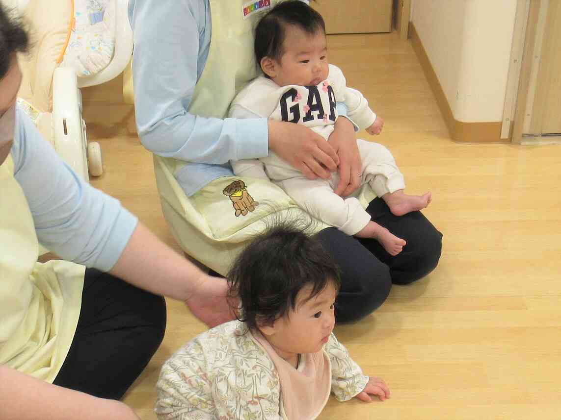 楽しい音楽に興味津々♪