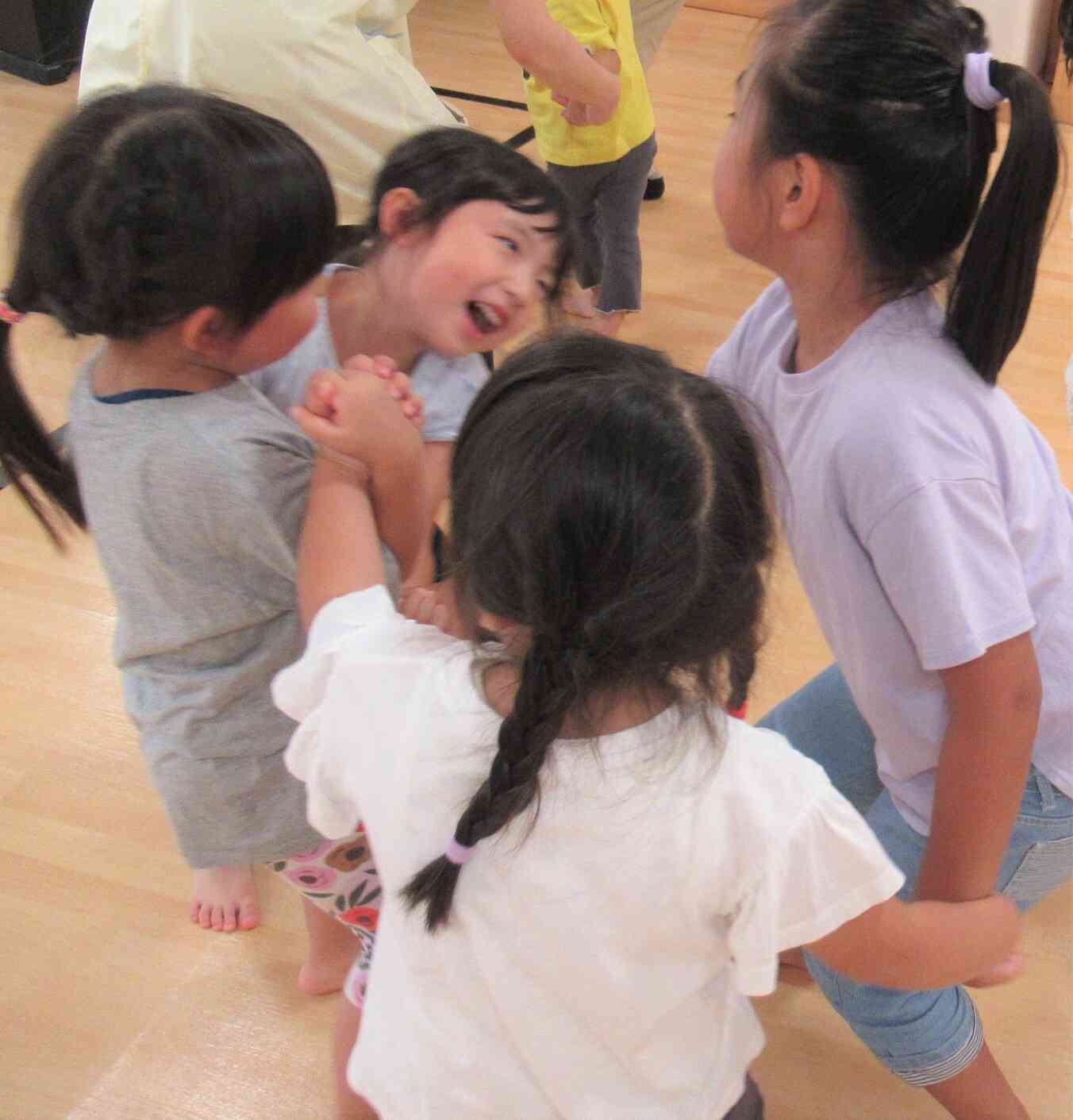 じゃぶじゃぶ　くるくる…
