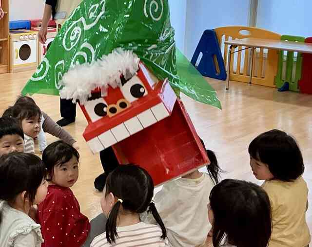 獅子舞が登場♪