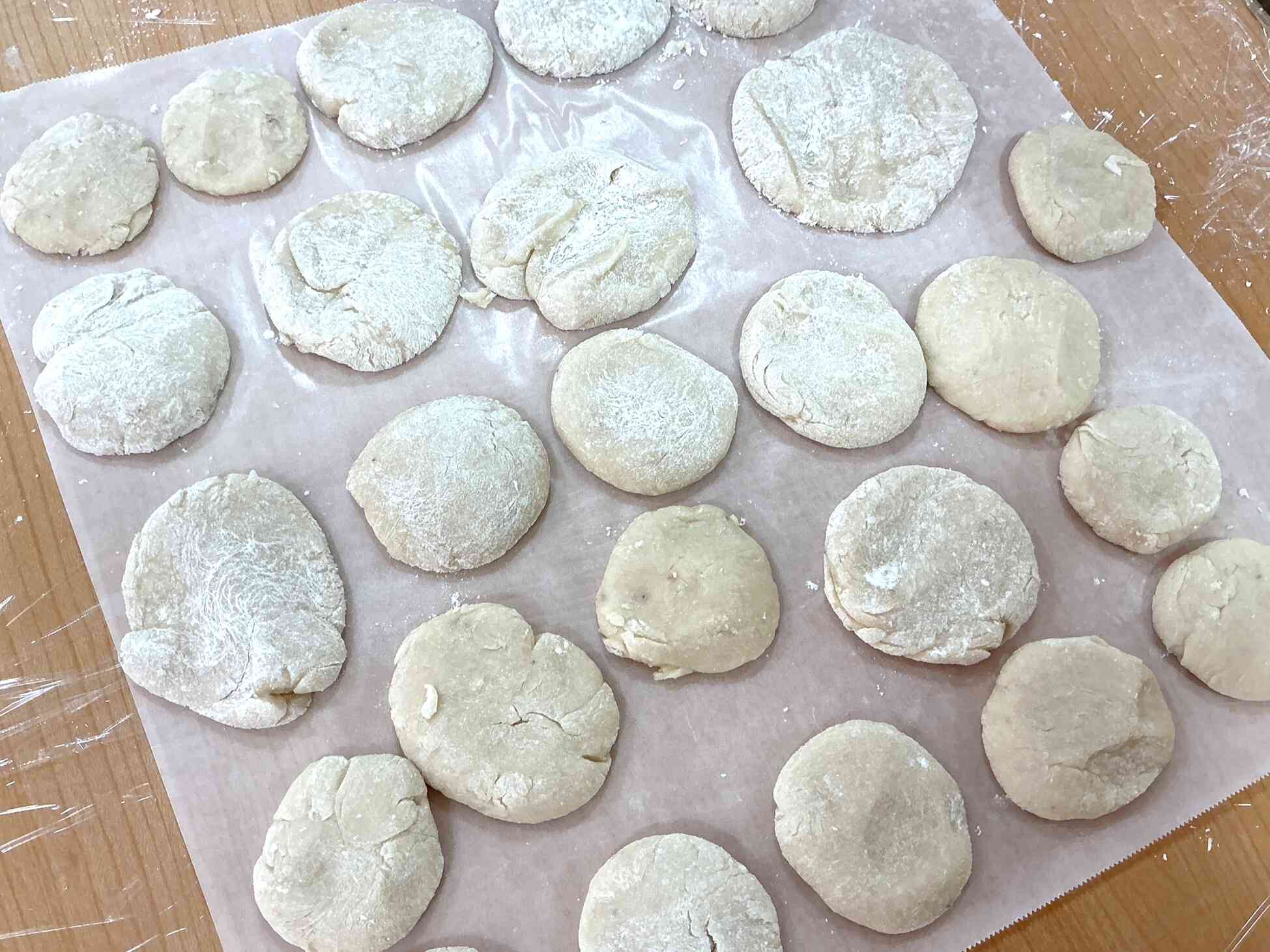 いちごジャムを練りこんだクッキー☆