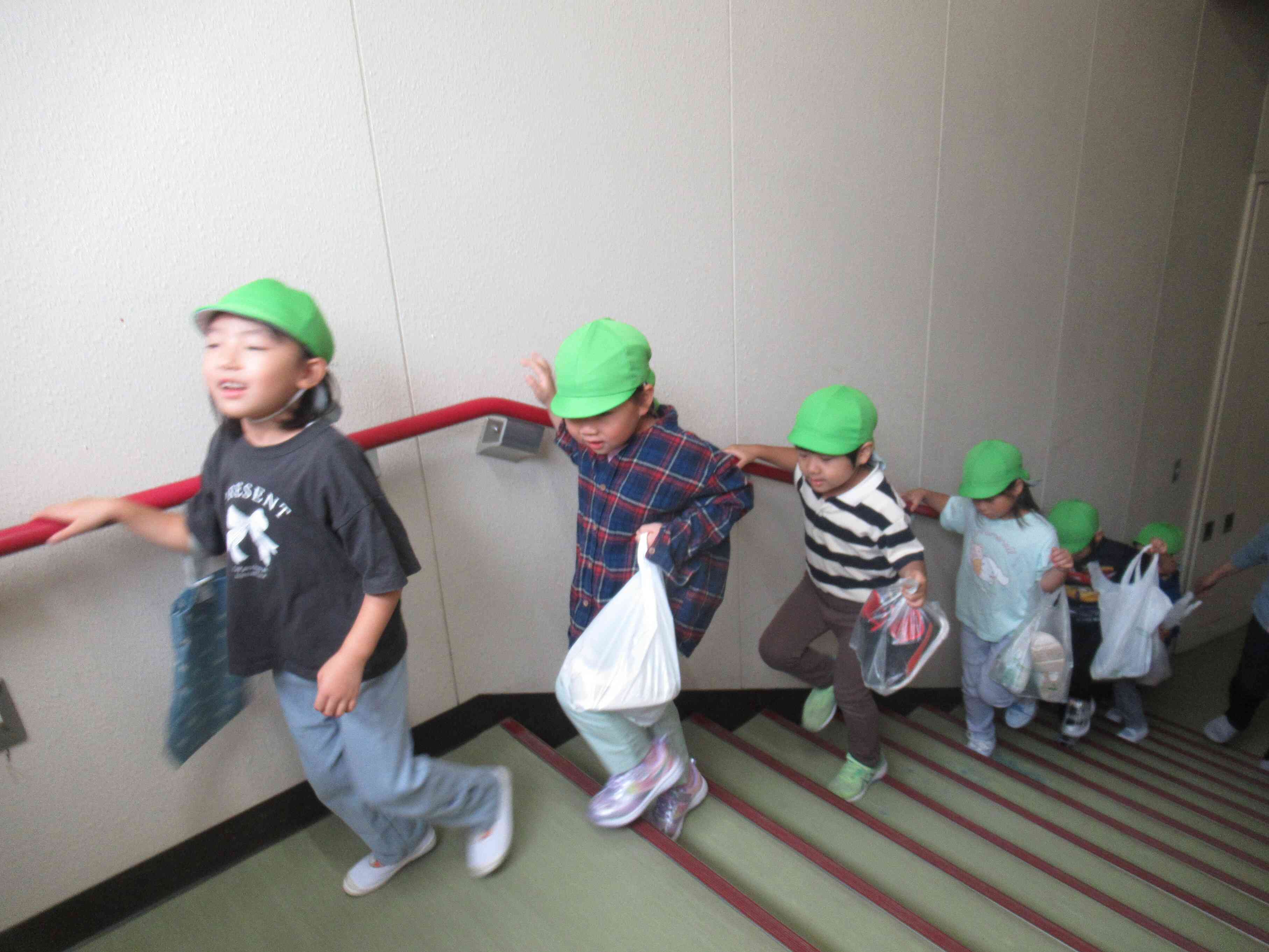 階段長いね！