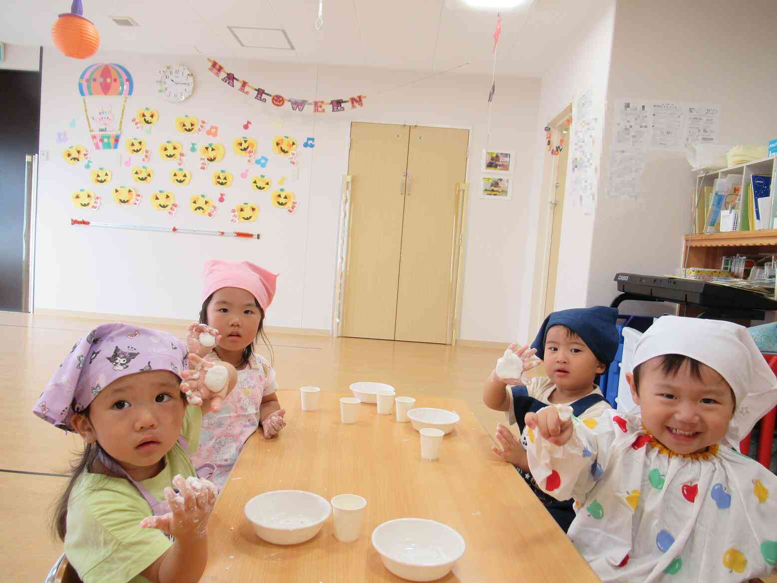 お団子作り（2歳児）食育の日