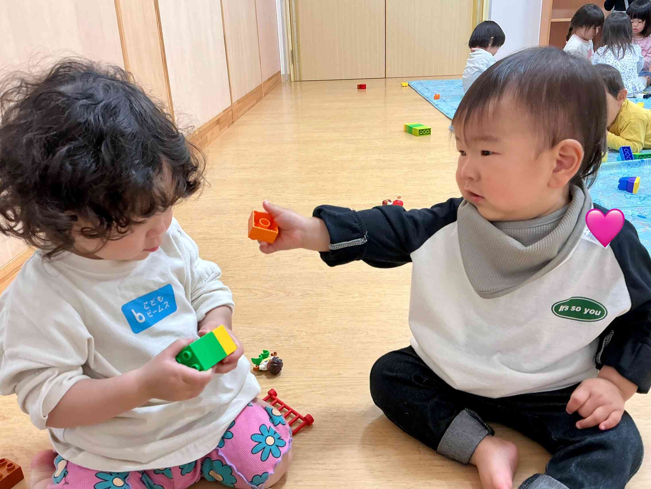 レゴブロックにはまってます♬（あひる組）