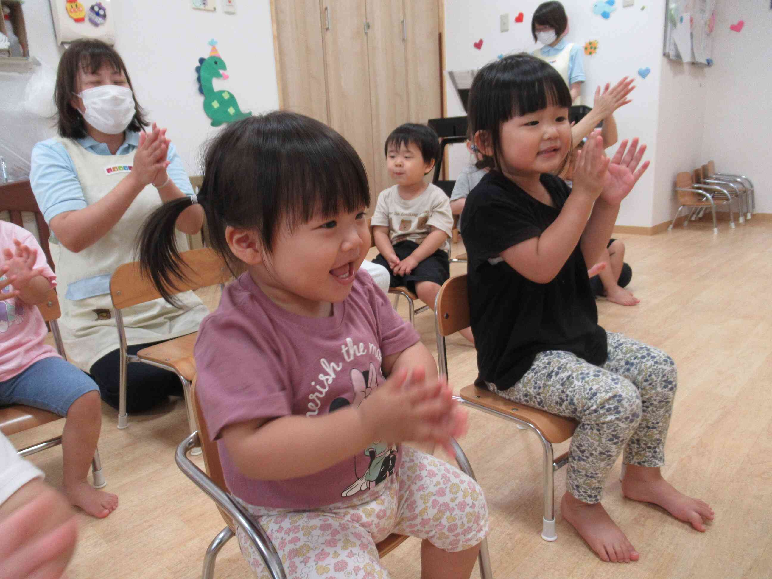 「おめでとう！」と皆から、お祝いをしてもらいました。