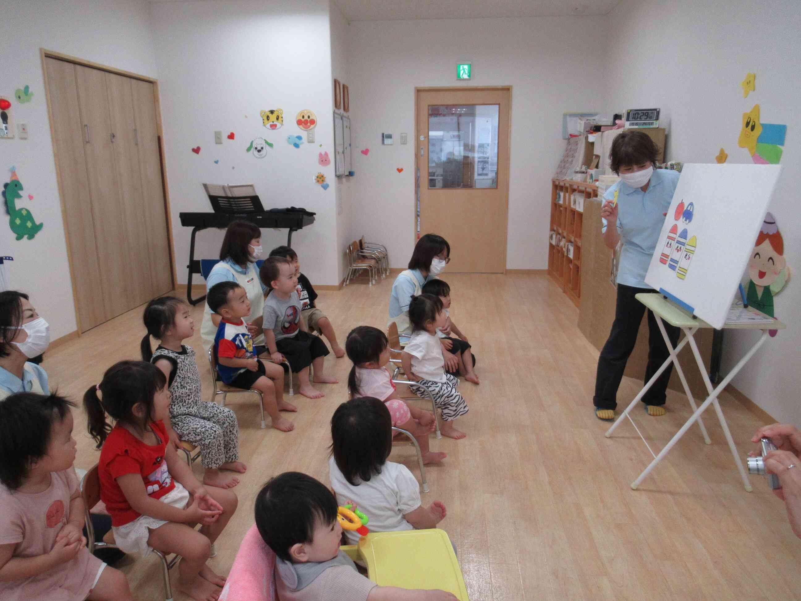 同じ色の物は何があるかな?