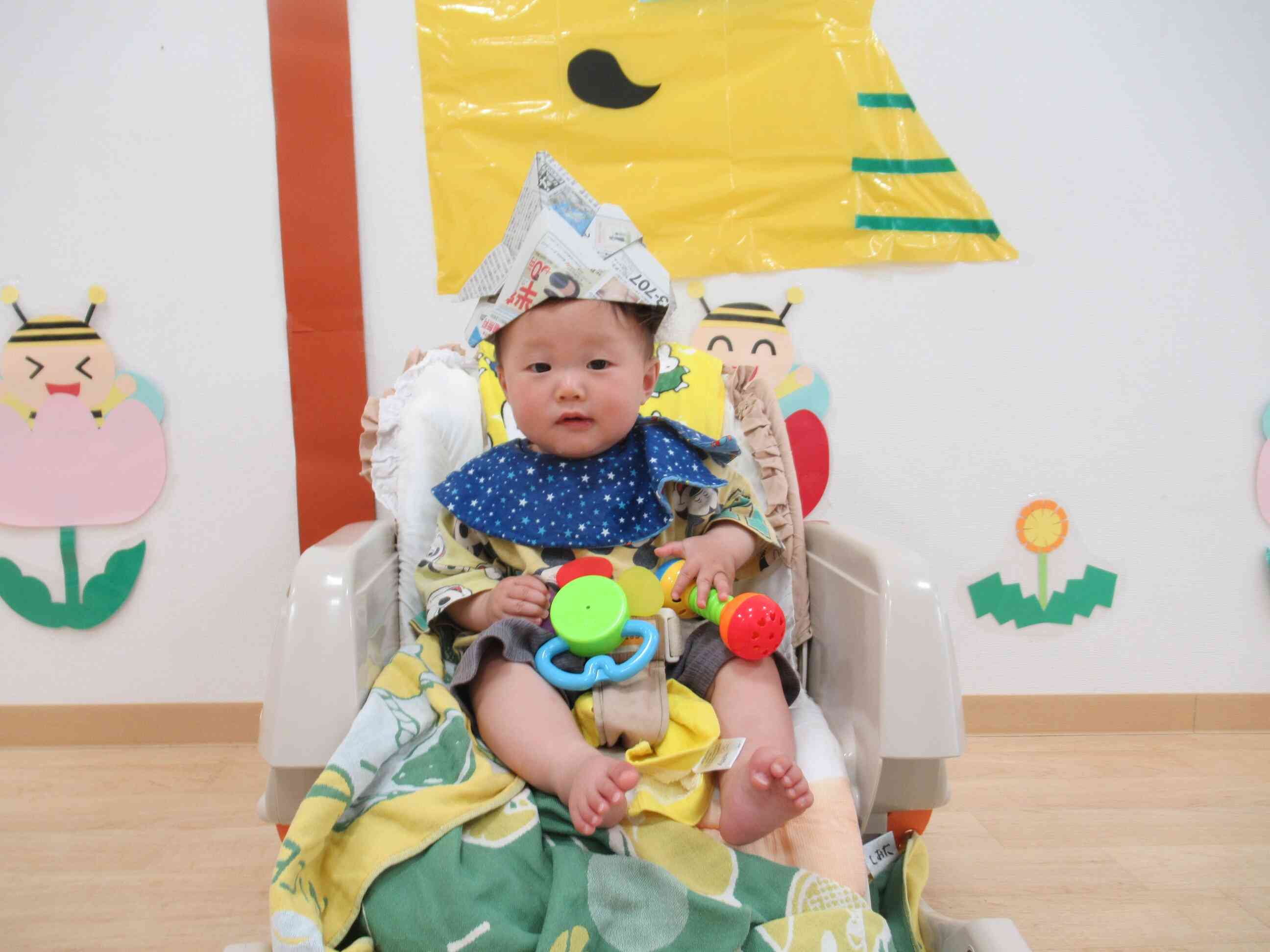 ５月は「こどもの日」があります。園の最年少さんです。