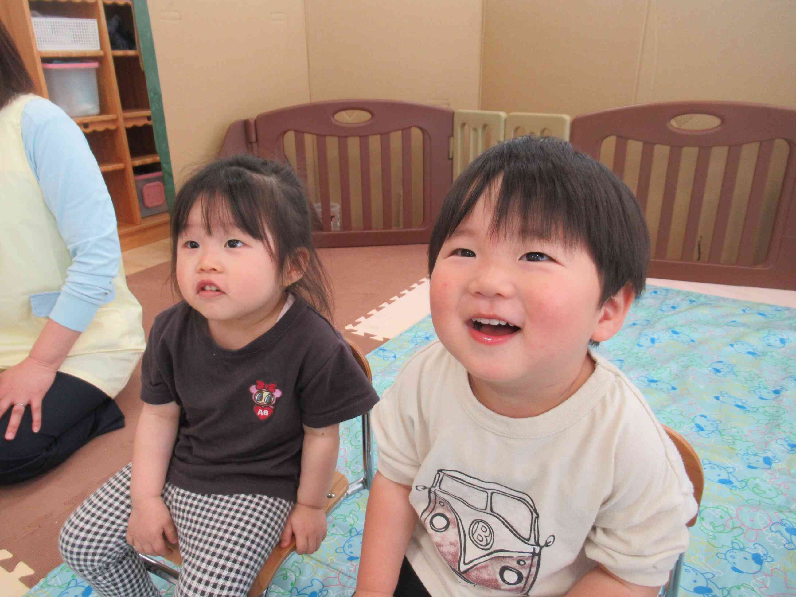 英語レッスン(2歳児クラス)