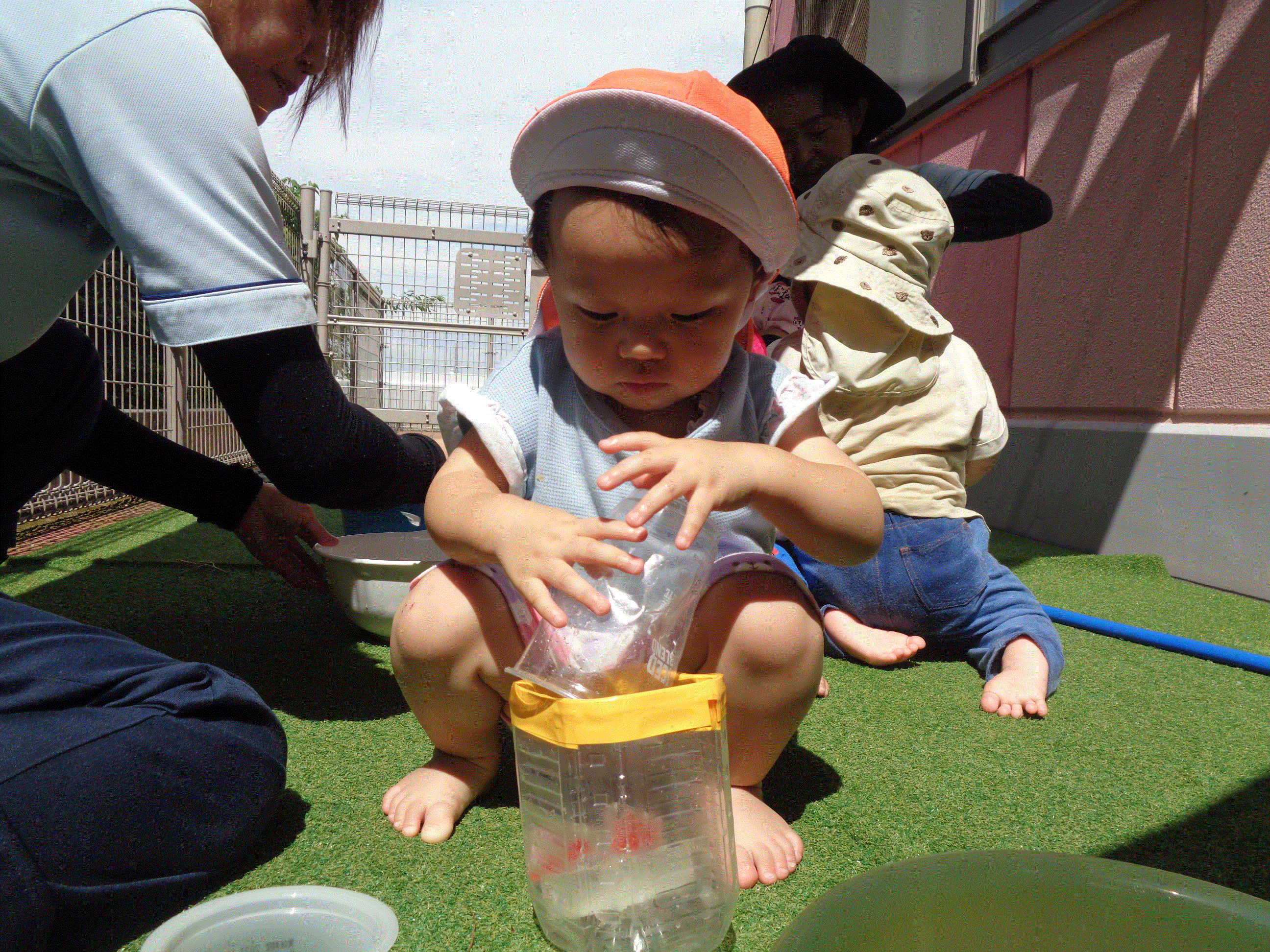 氷!ツルツルつめたーーい・・・
