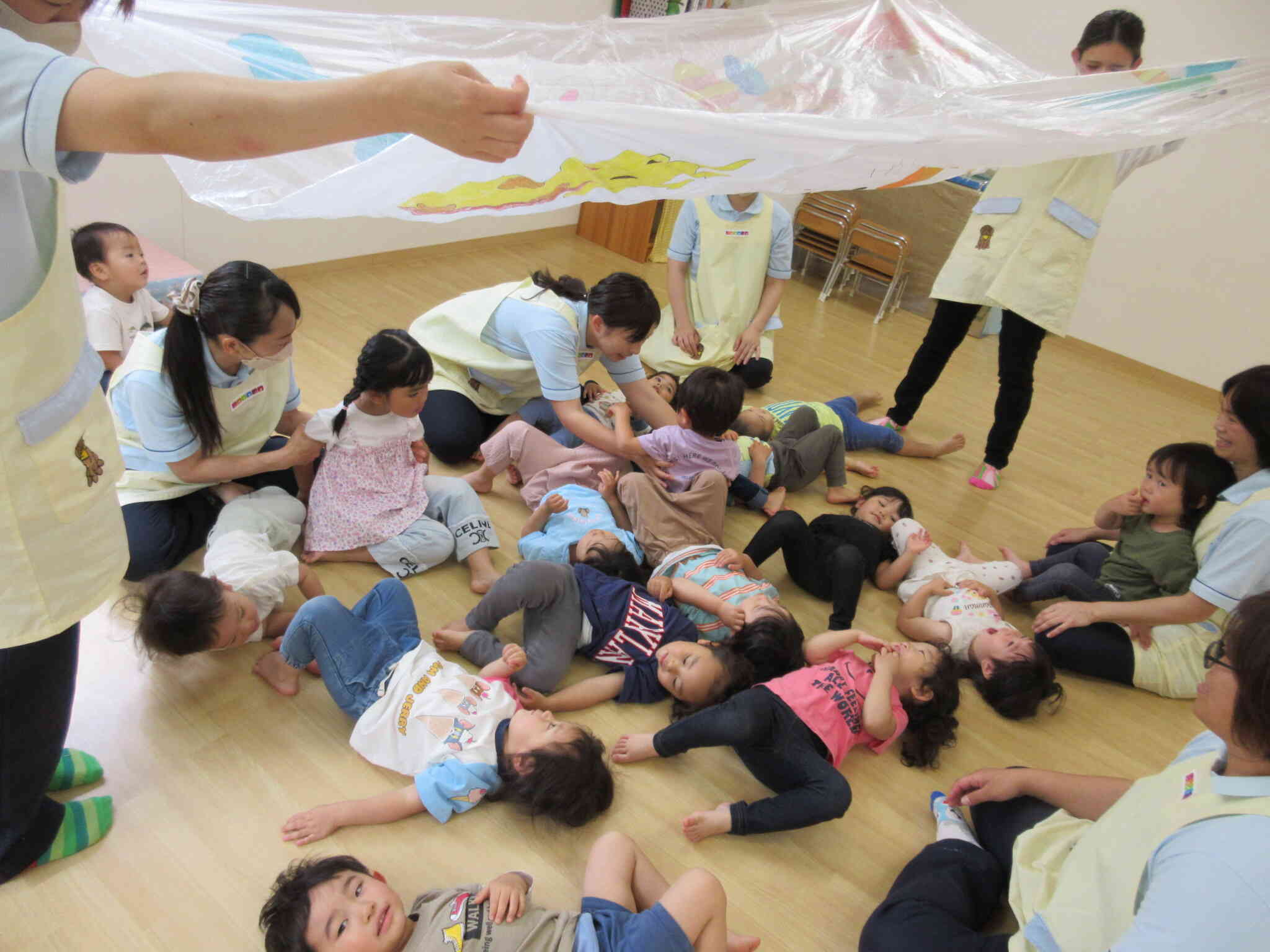 みんなでふれあい遊び！