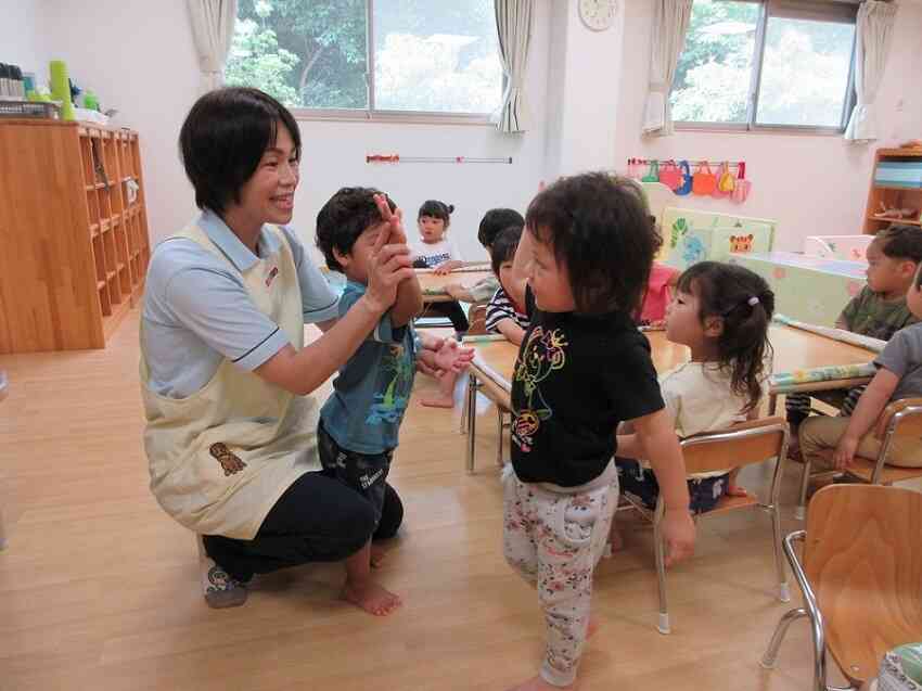 ハイタッチをして削る順番交代！