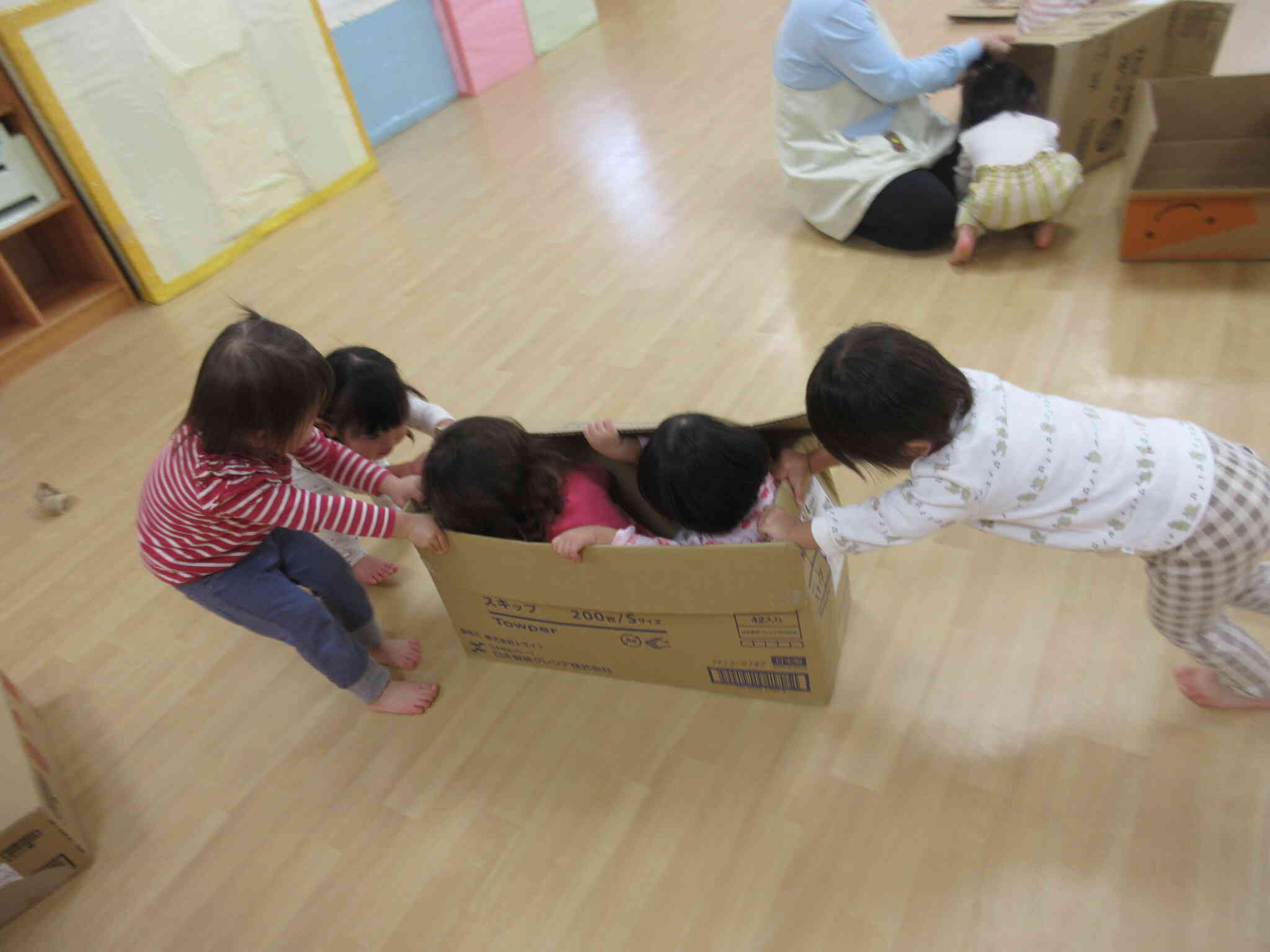 押してもだめなら、引っ張るよーーー！