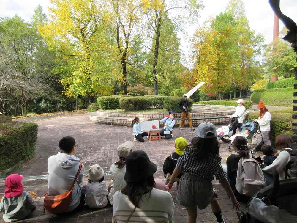 だ・る・ま・さ・ん・が・ころんだ♪