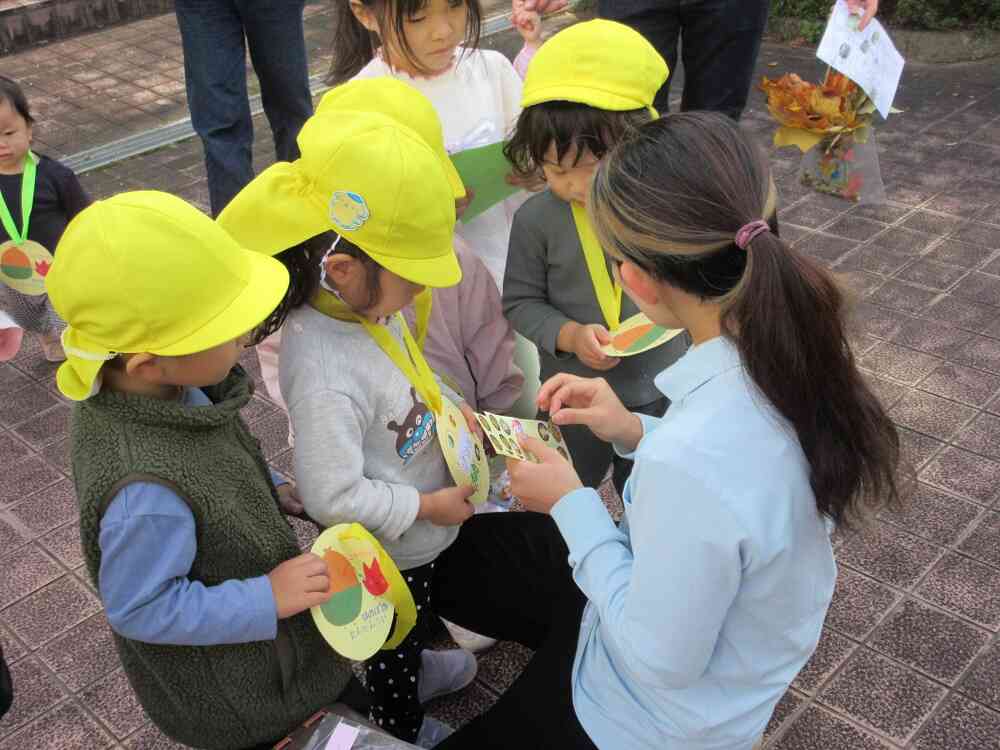 キラキラシールくださーい！