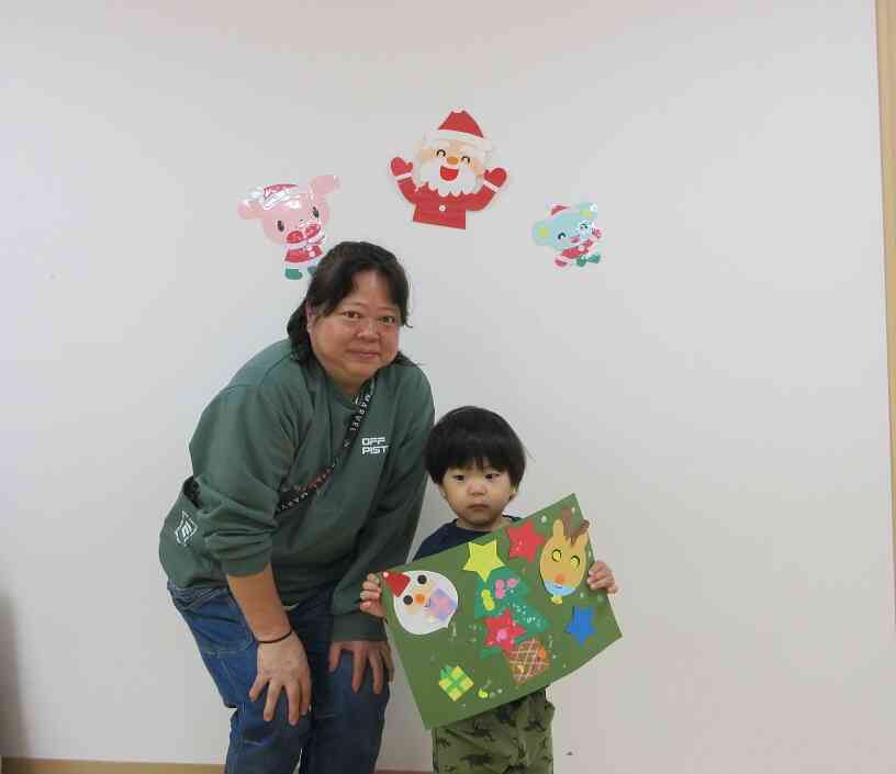 クリスマスツリーはどんなふうに飾ろうかな？