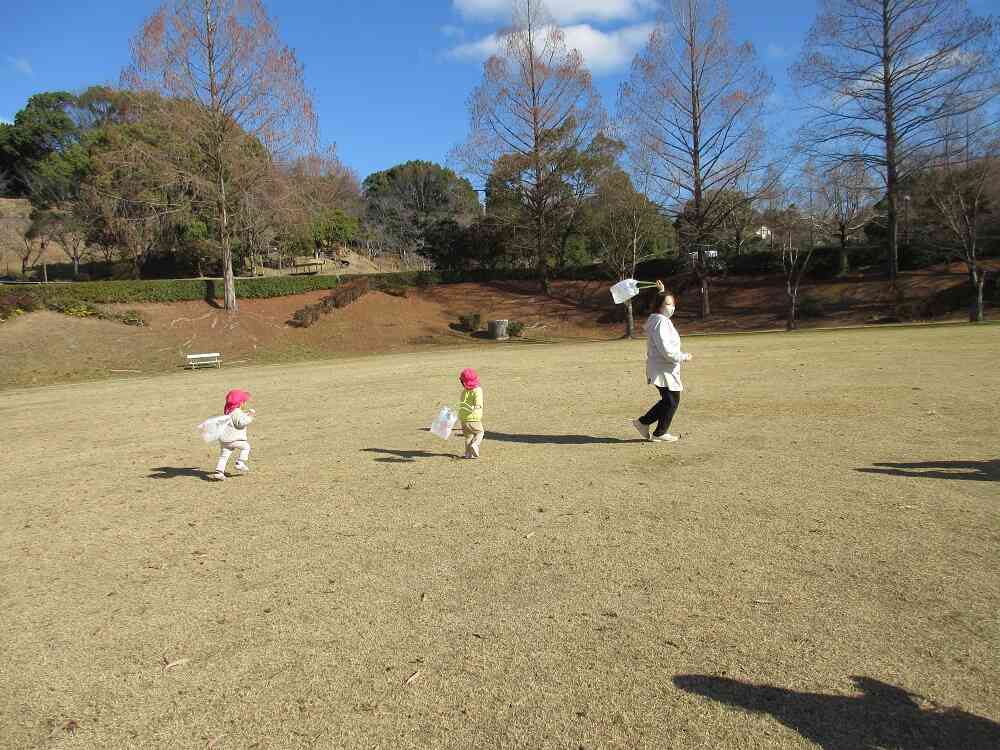 た～こ　た～こ　あ～がれ～！