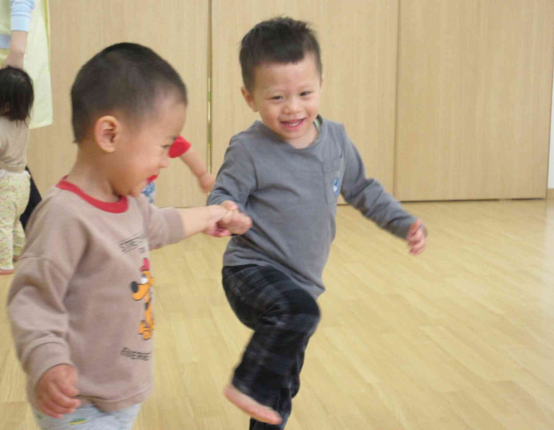 友だちと一緒に歩けて楽しい♪