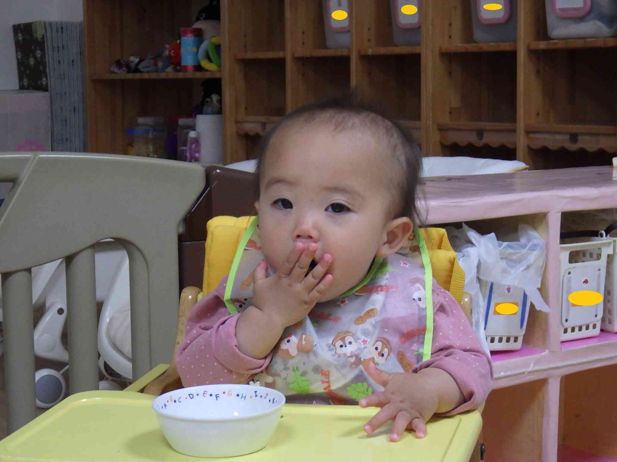 ぱくっ!!（1歳児）