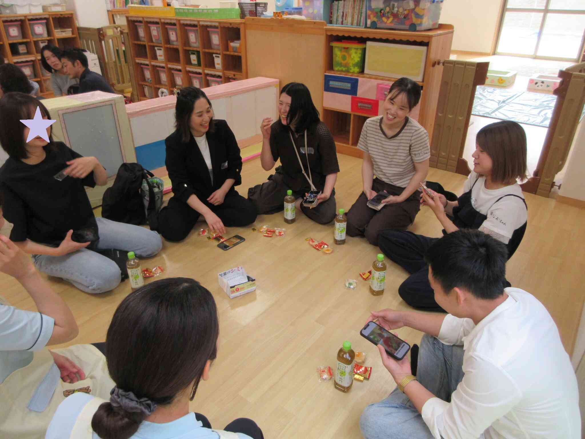 座談会も笑い声が絶えませんでしたよ～♪皆様、貴重なお話ありがとうございました!!