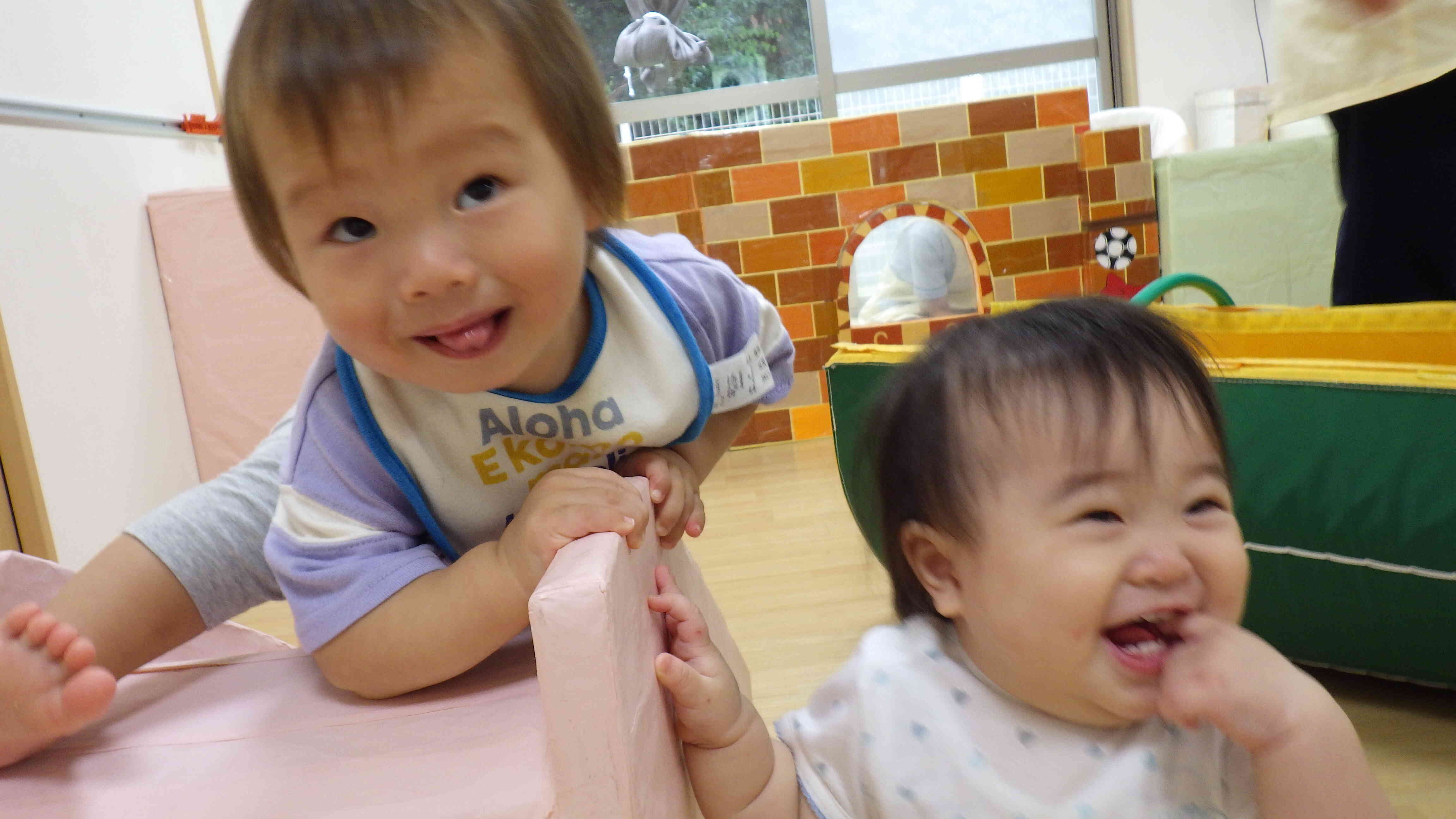 こんなことしてあそんでいるよ～♪(0歳児）