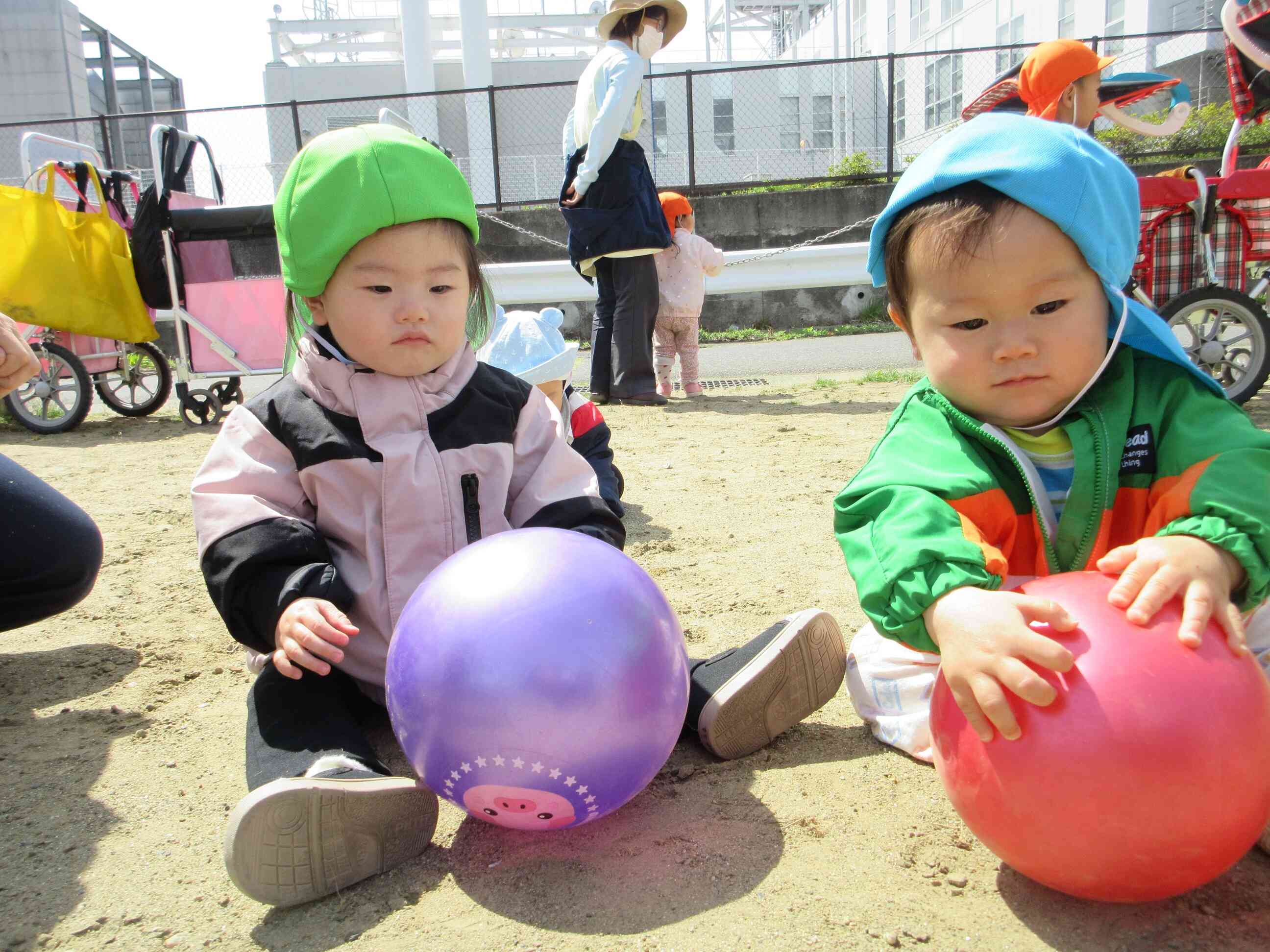 ボール遊びもしたよ！！