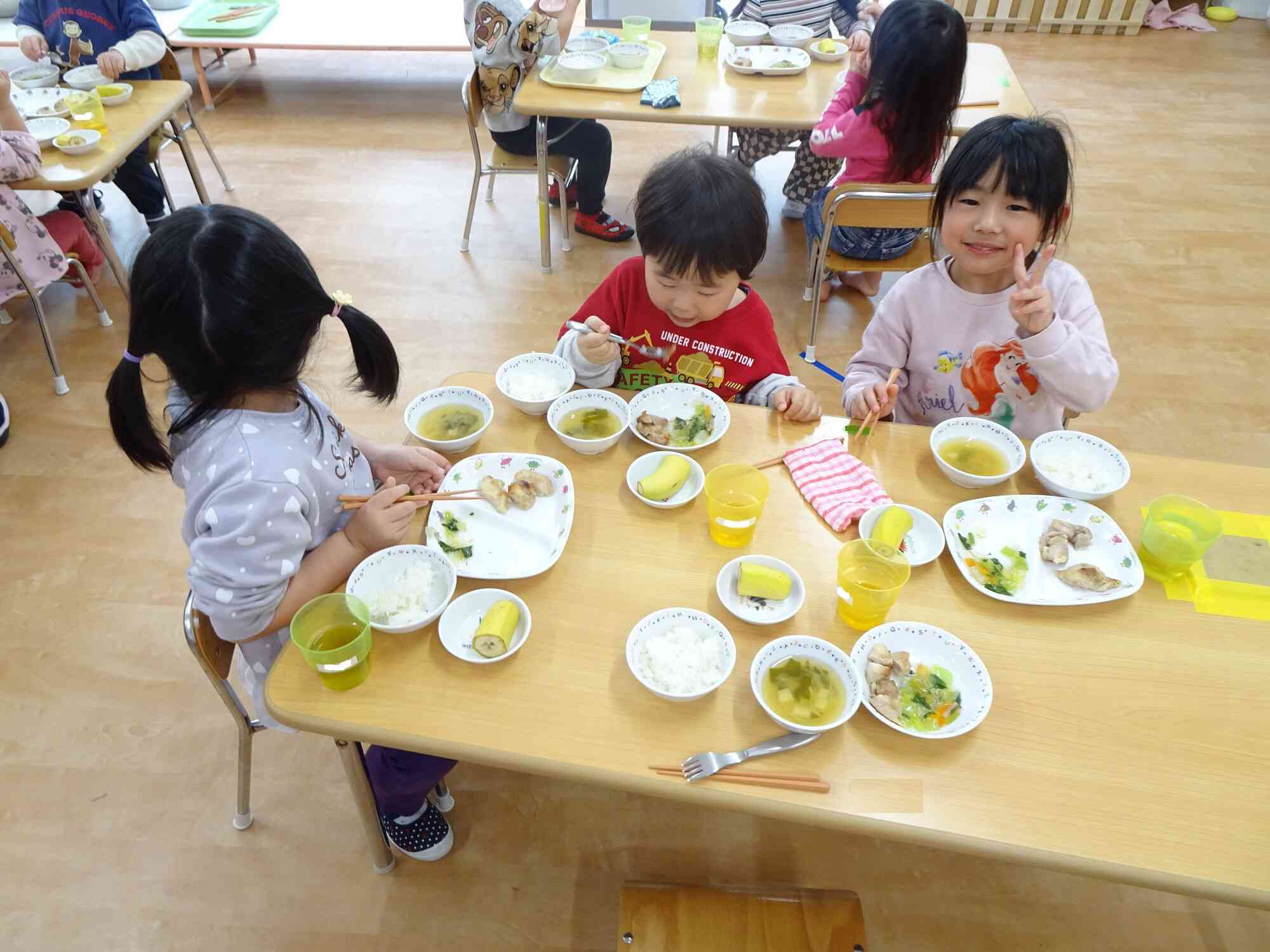 みんなで食べるとおいしいね