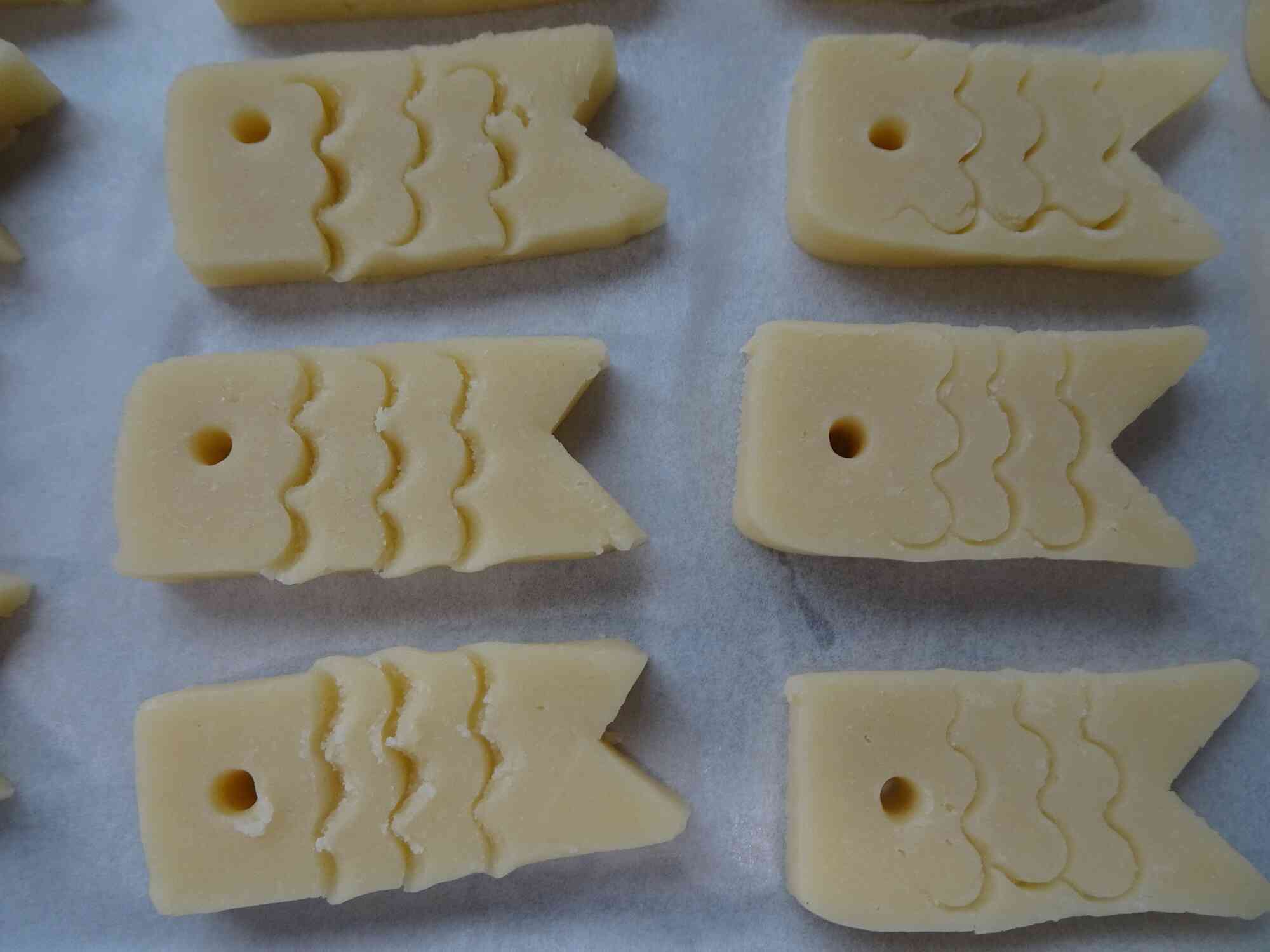 焼きあがるのを待つこいのぼりたち