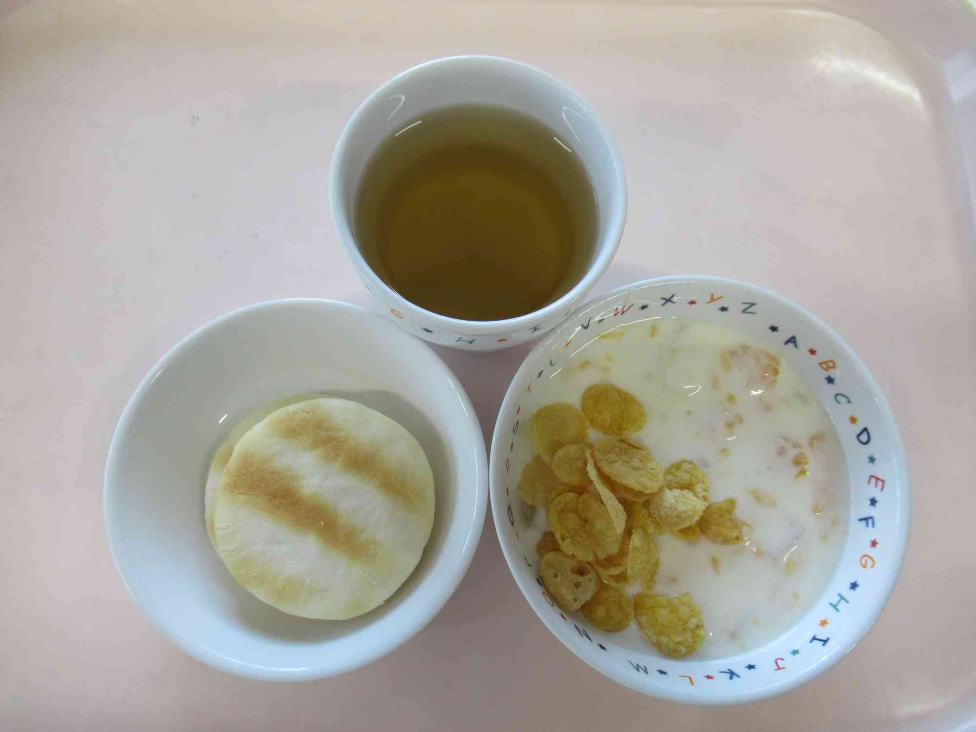 フルーツヨーグルト