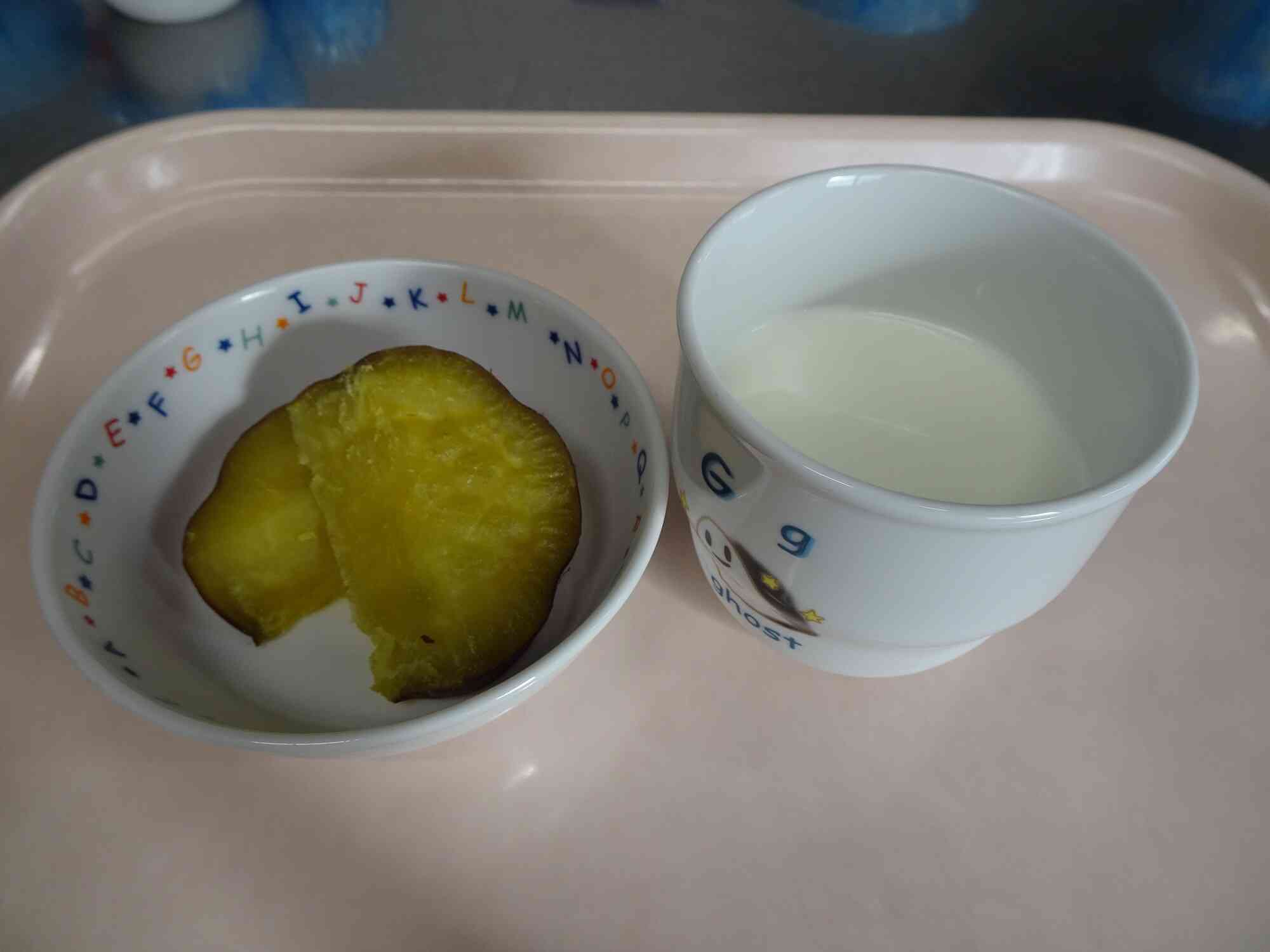 今日のおやつは何かな？