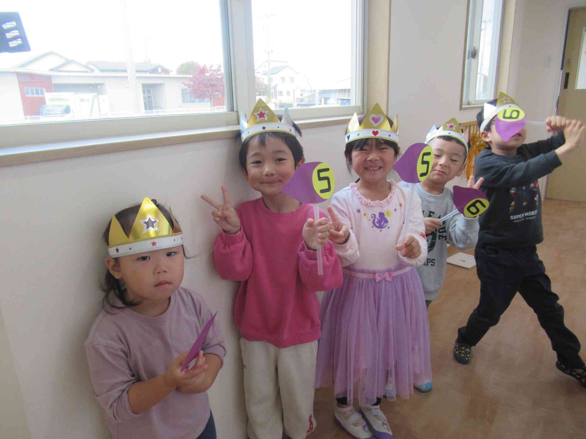 入場を待つお友だち　ハイチーズ！