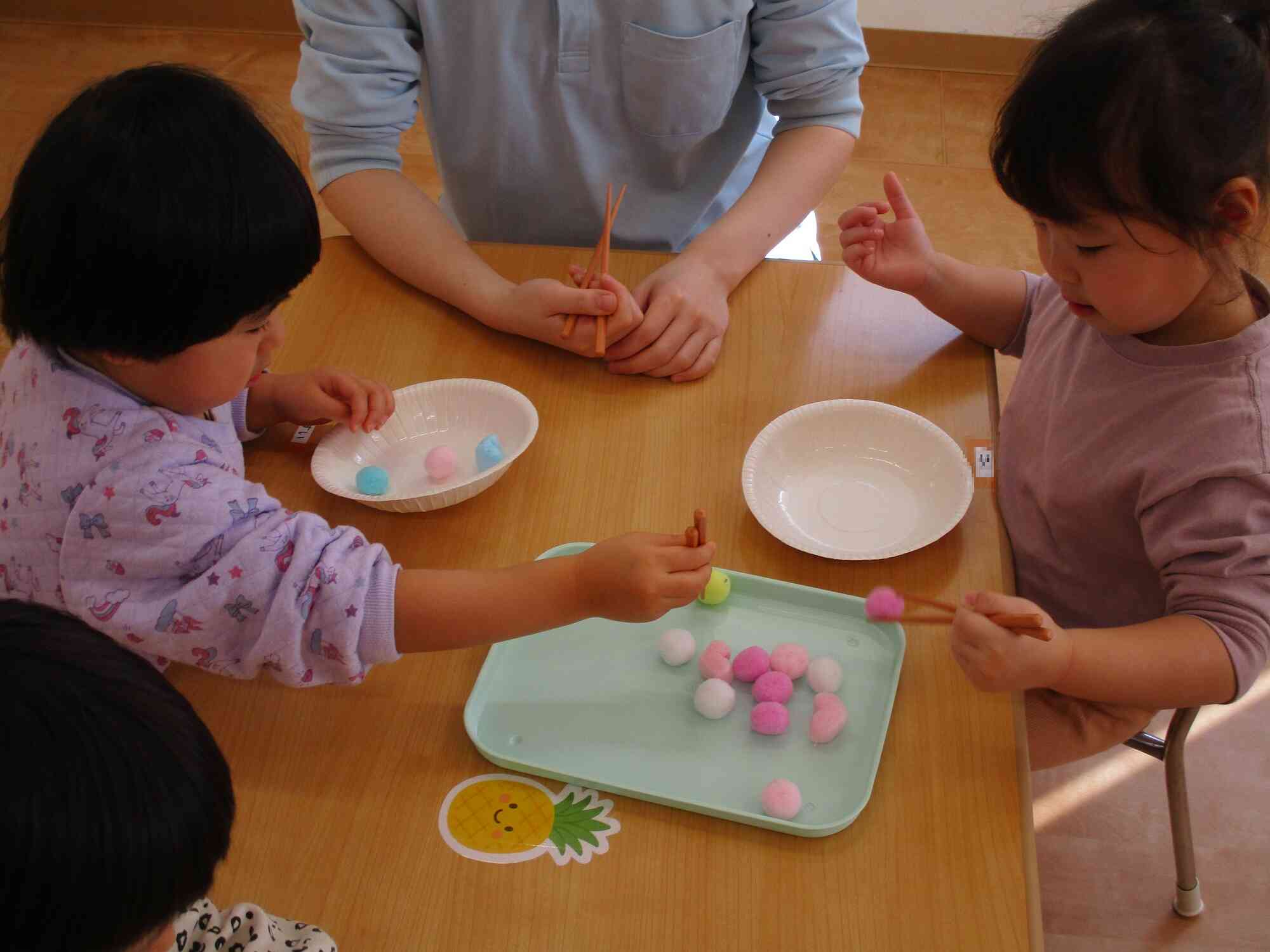 スポンジをつかんでみよう