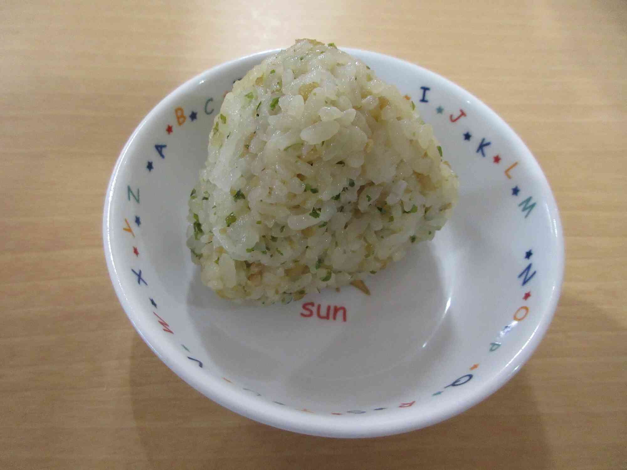 そぼろおにぎり