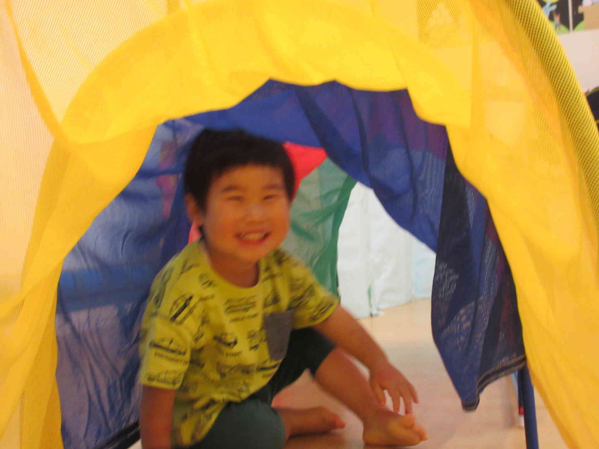 トンネルの中 たのしいな☆