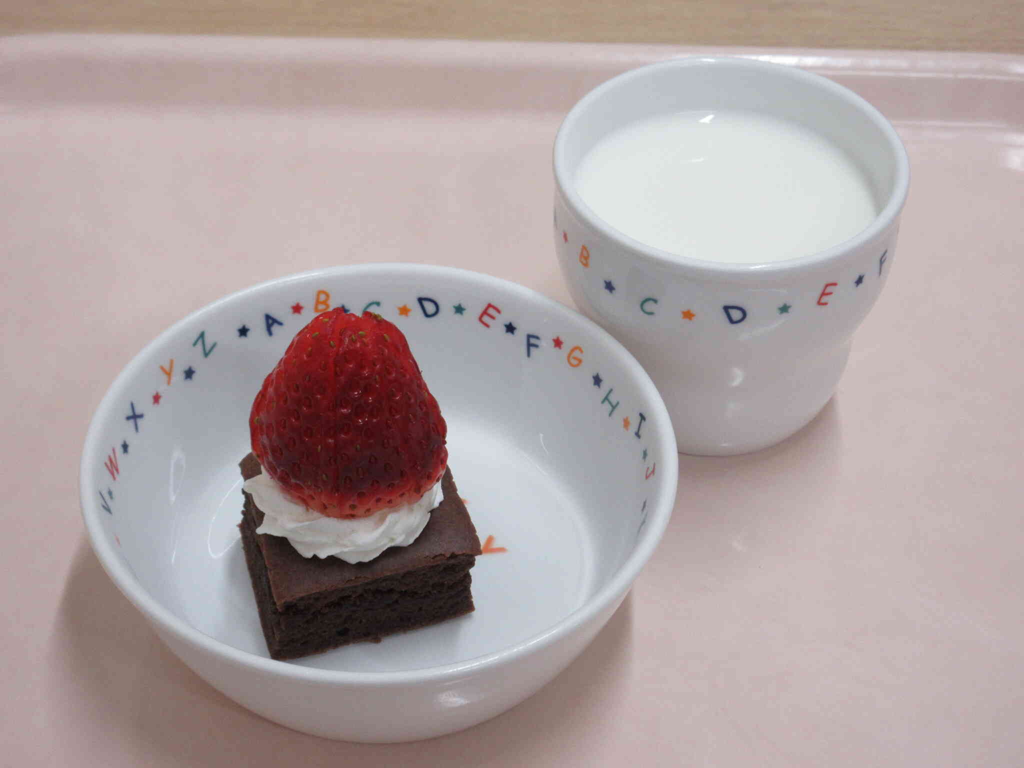 お誕生会おやつ☆いちごケーキ