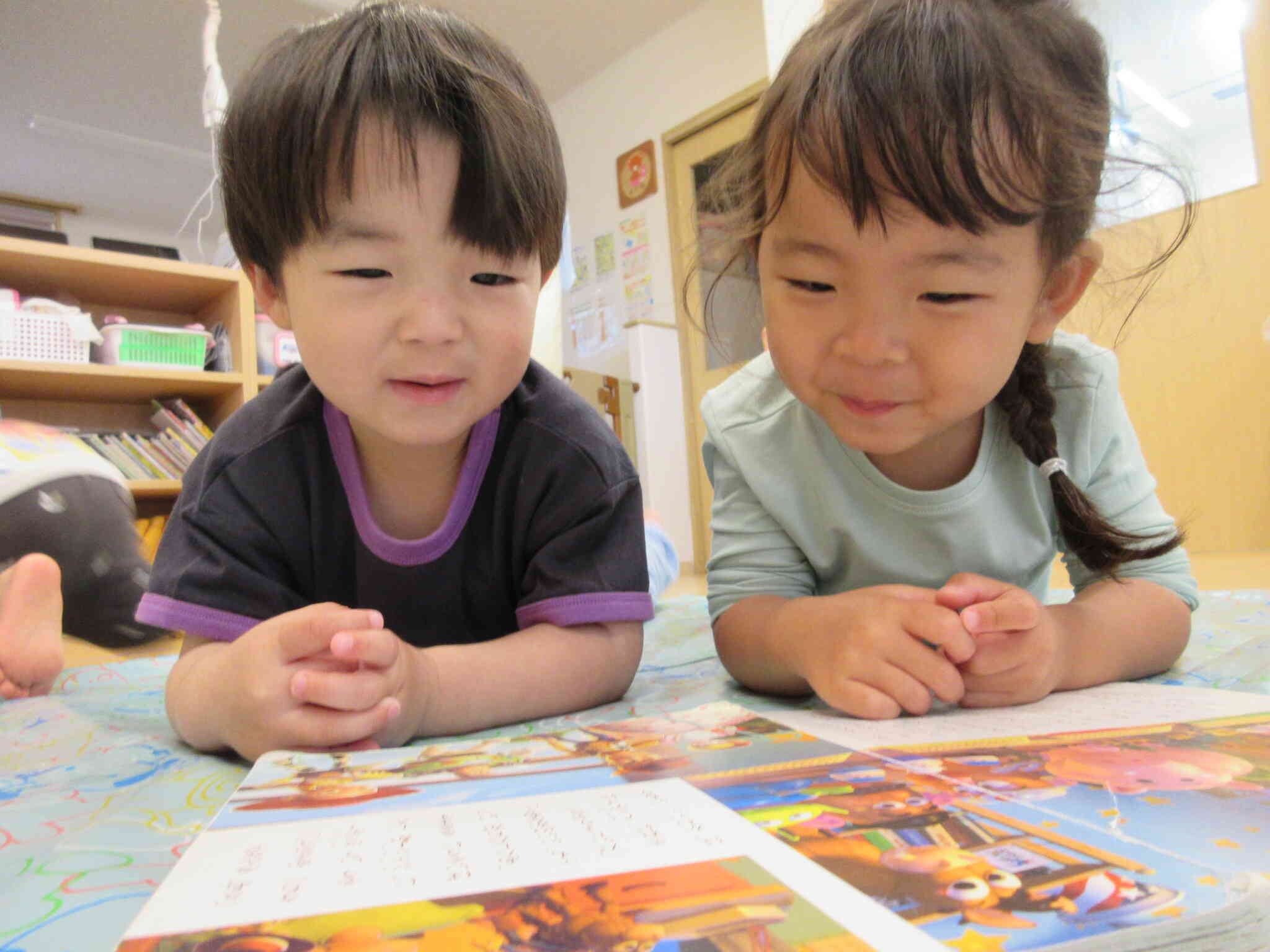 じっくり室内遊び（うさぎ組　2歳児）①