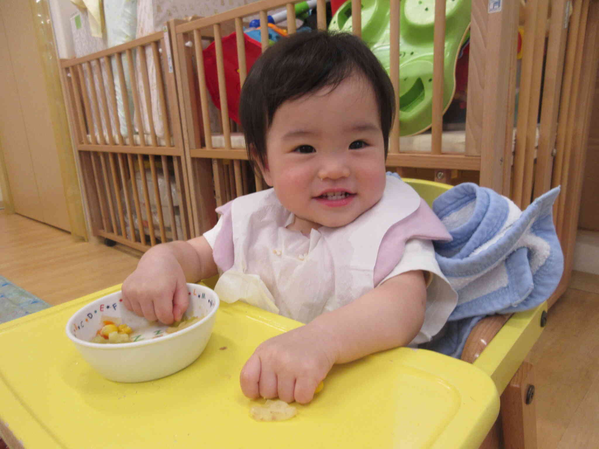 ひよこ組の様子①（0歳児）｜ニチイキッズ水戸保育園｜ニチイキッズ