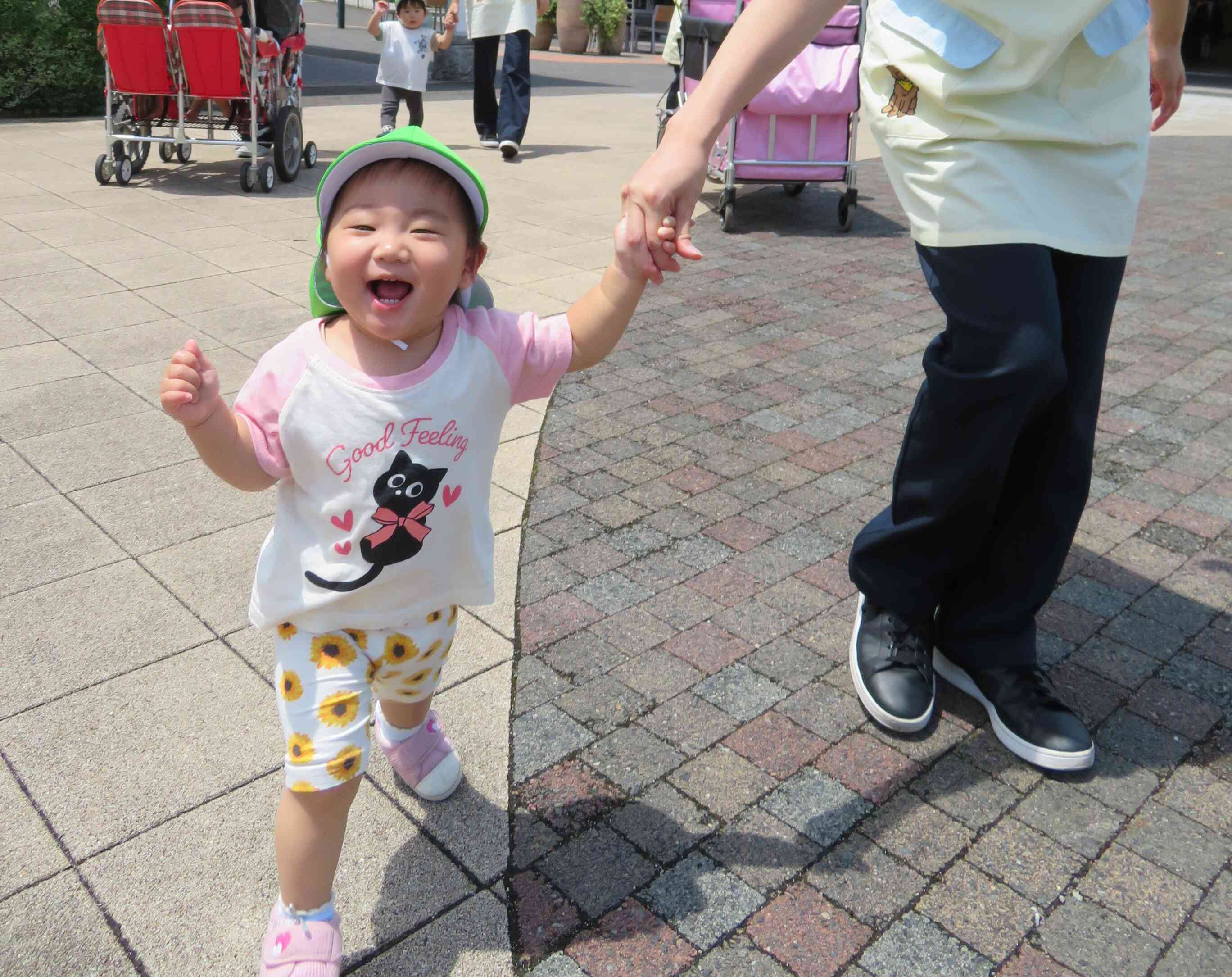 お散歩中の一枚。とってもいい笑顔です♪