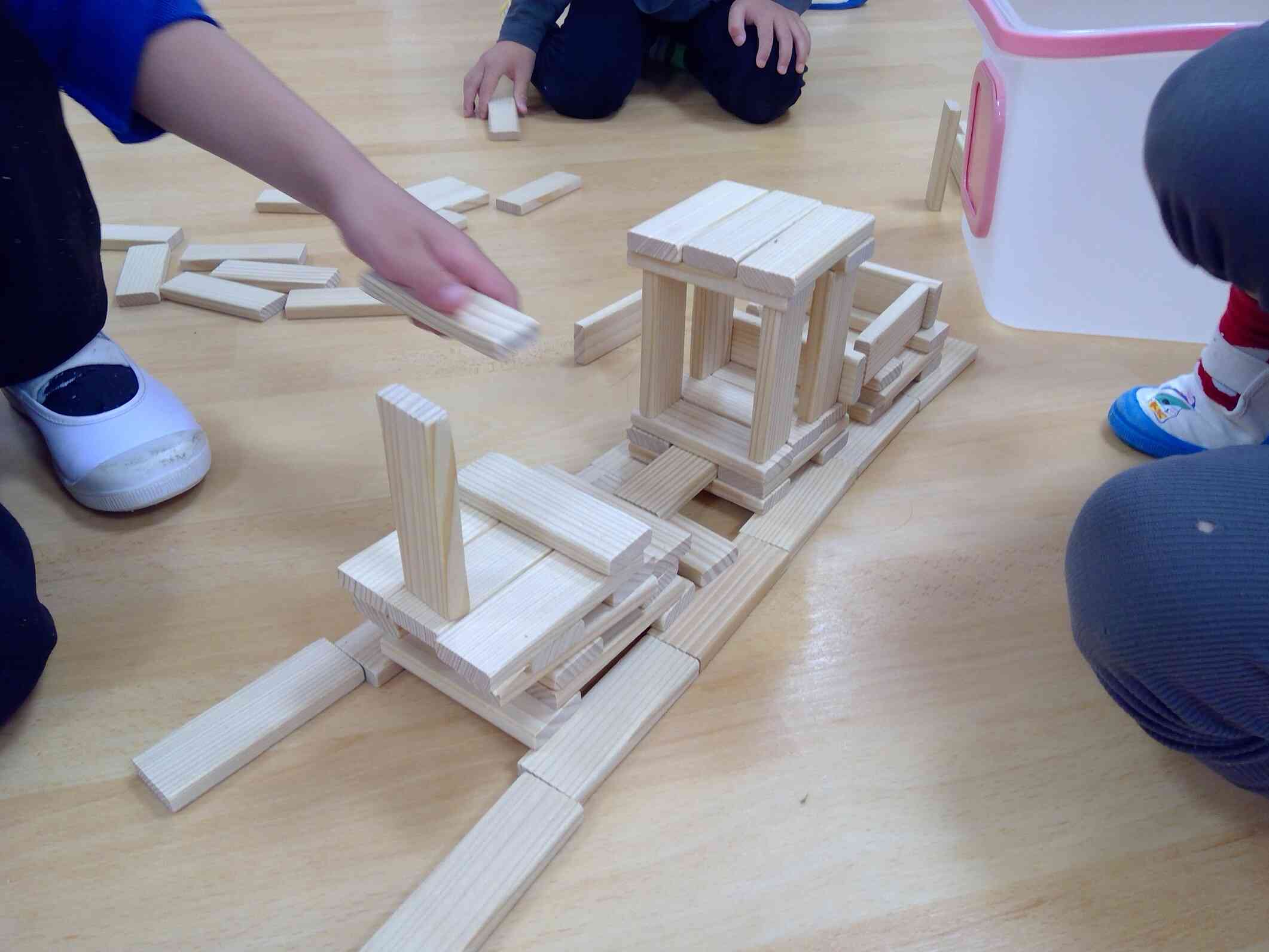 汽車を作ったよ