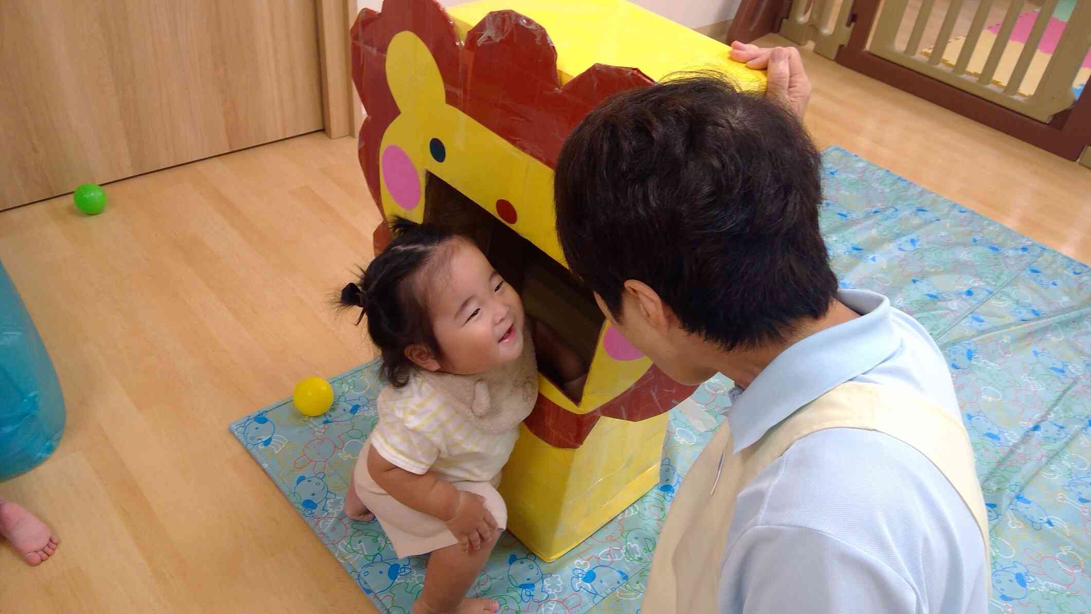 ボールあそび（0歳児）
