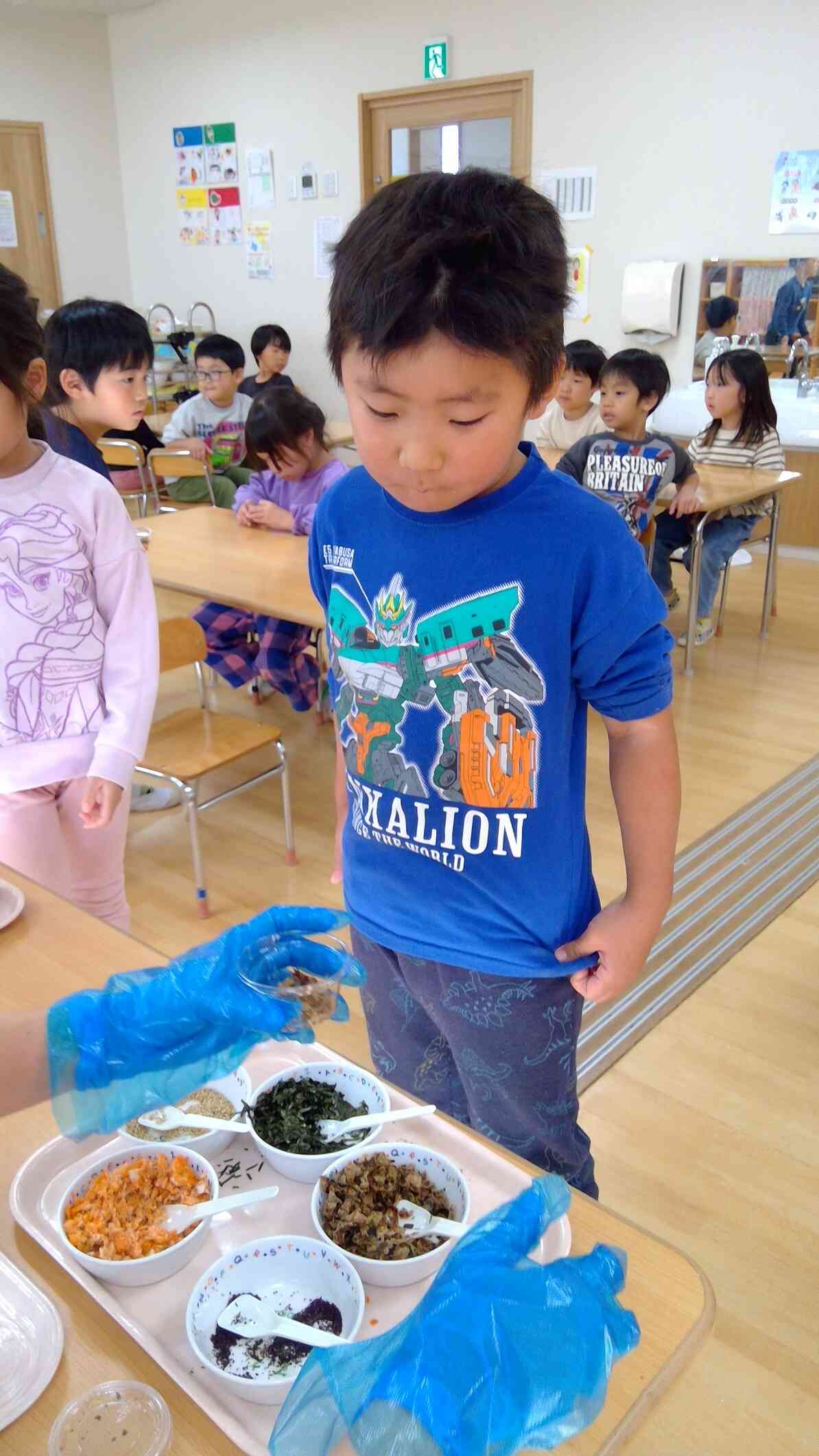 【食育】和食の日 ふりかけを作ろう♪