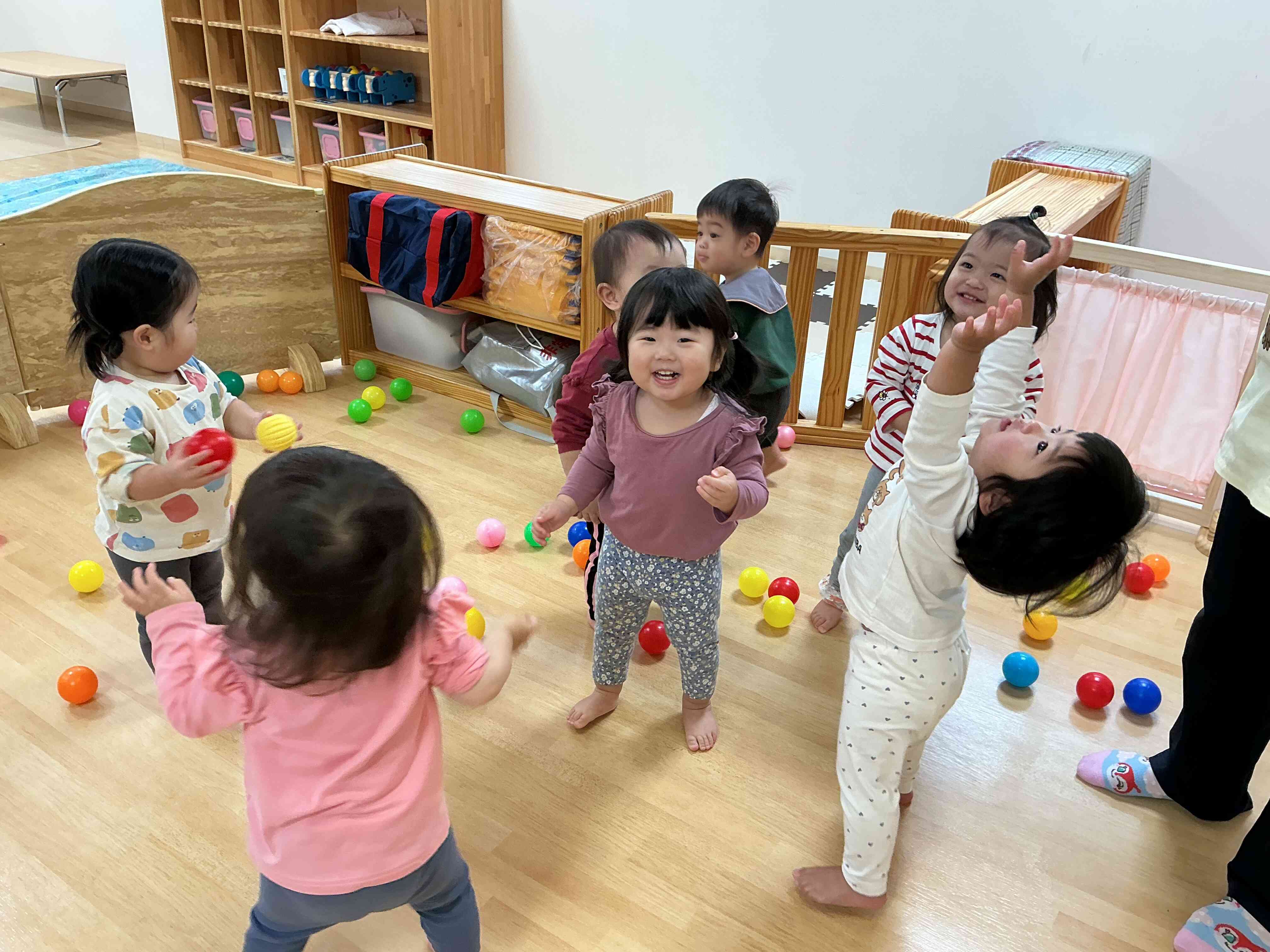 ボール遊び(1歳児)