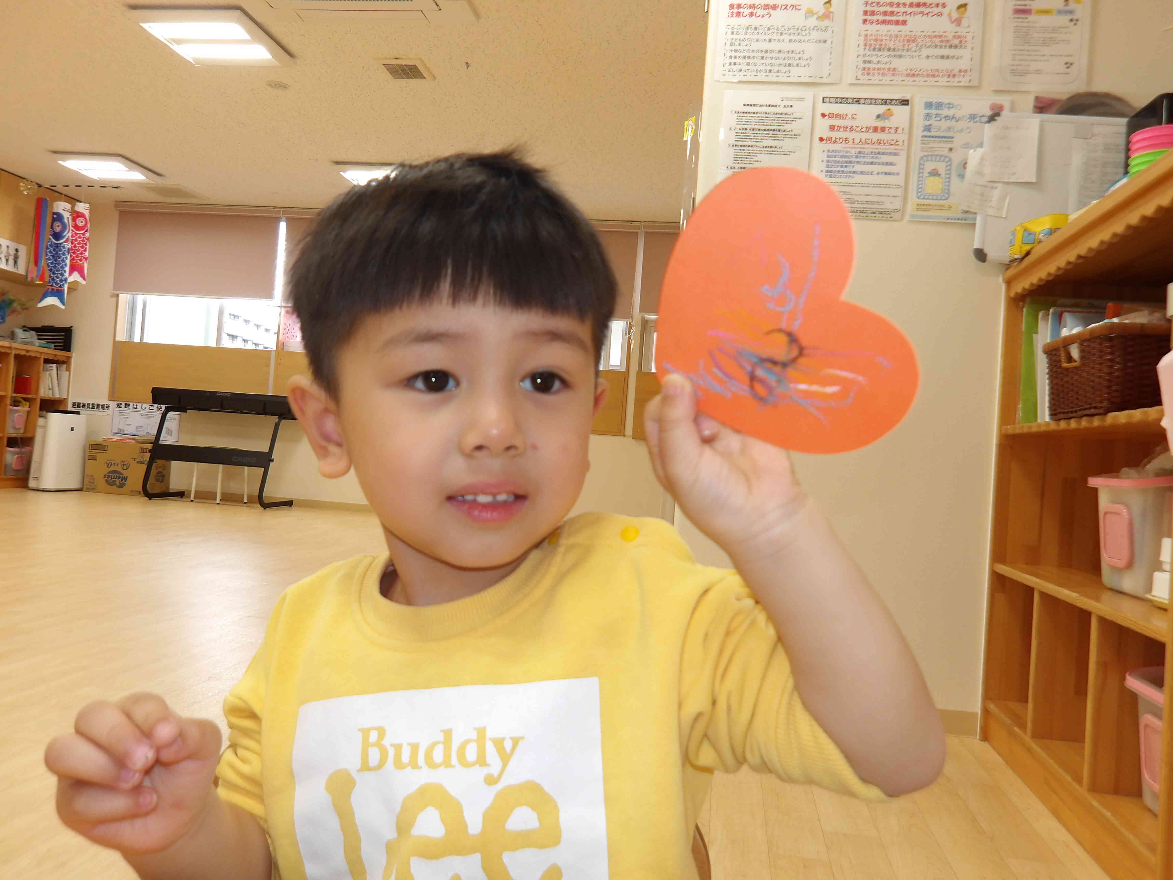 母の日のプレゼント作りしたよ