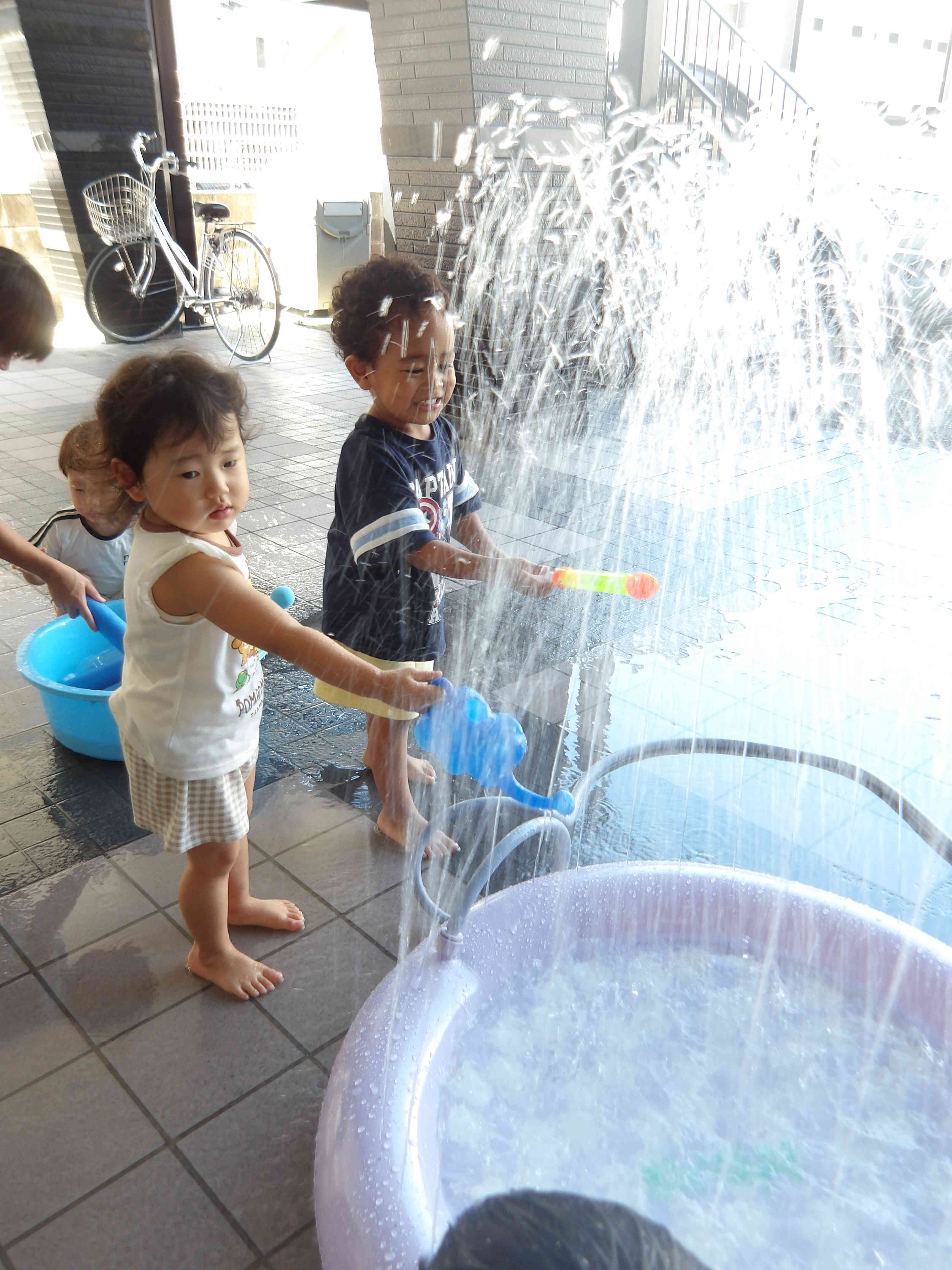 水遊び